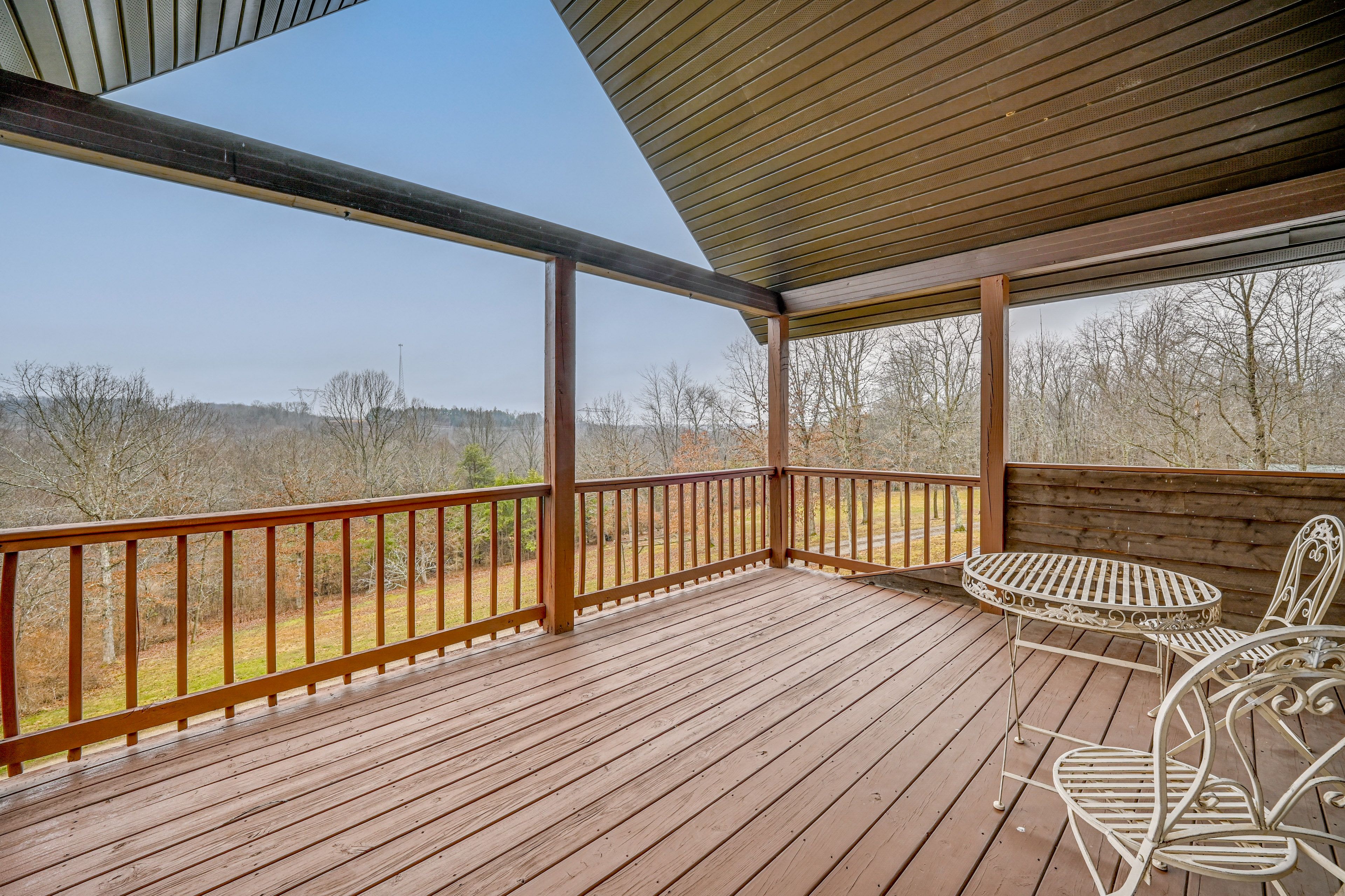 Private Balcony | 2nd Floor