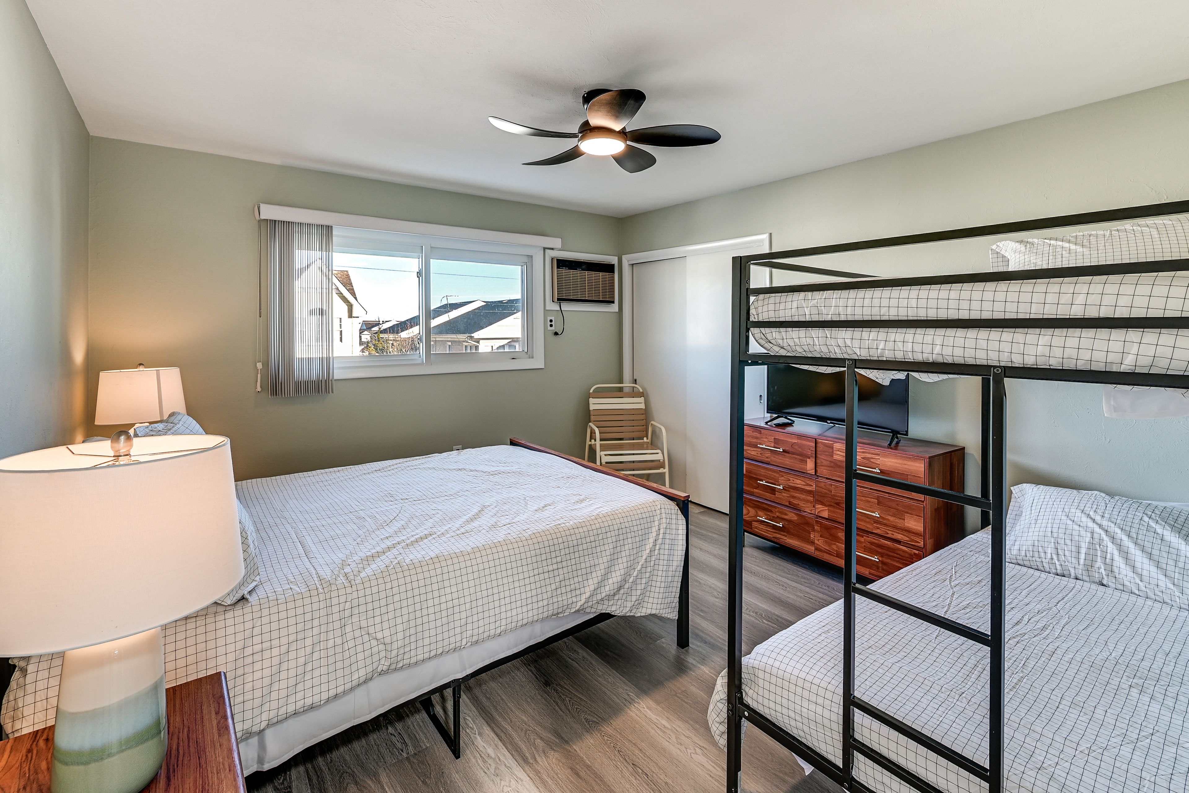 Bedroom 2 | Queen Bed | Twin Bunk Bed