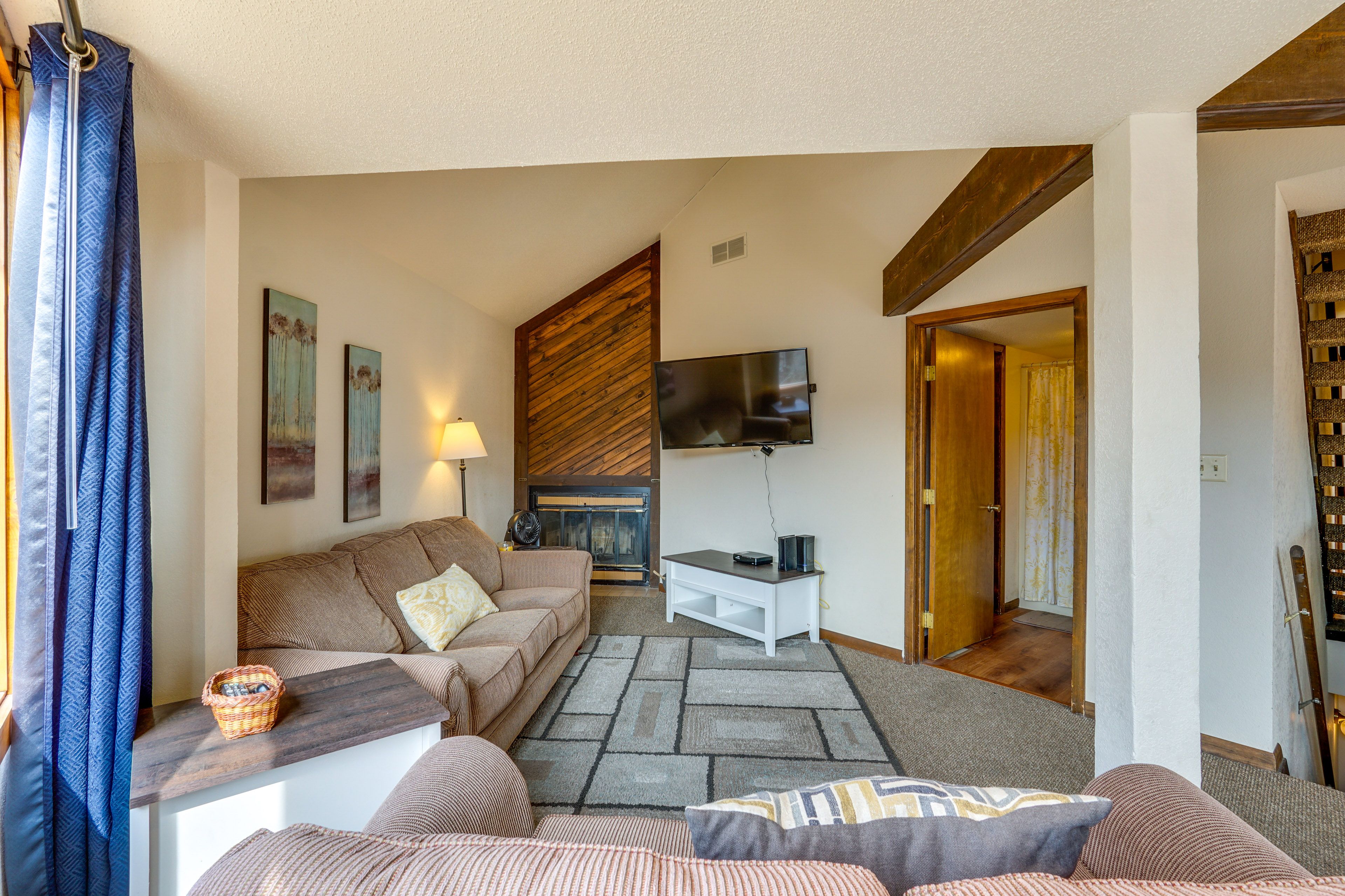 Living Room | 1st Floor | Full Sleeper Sofa