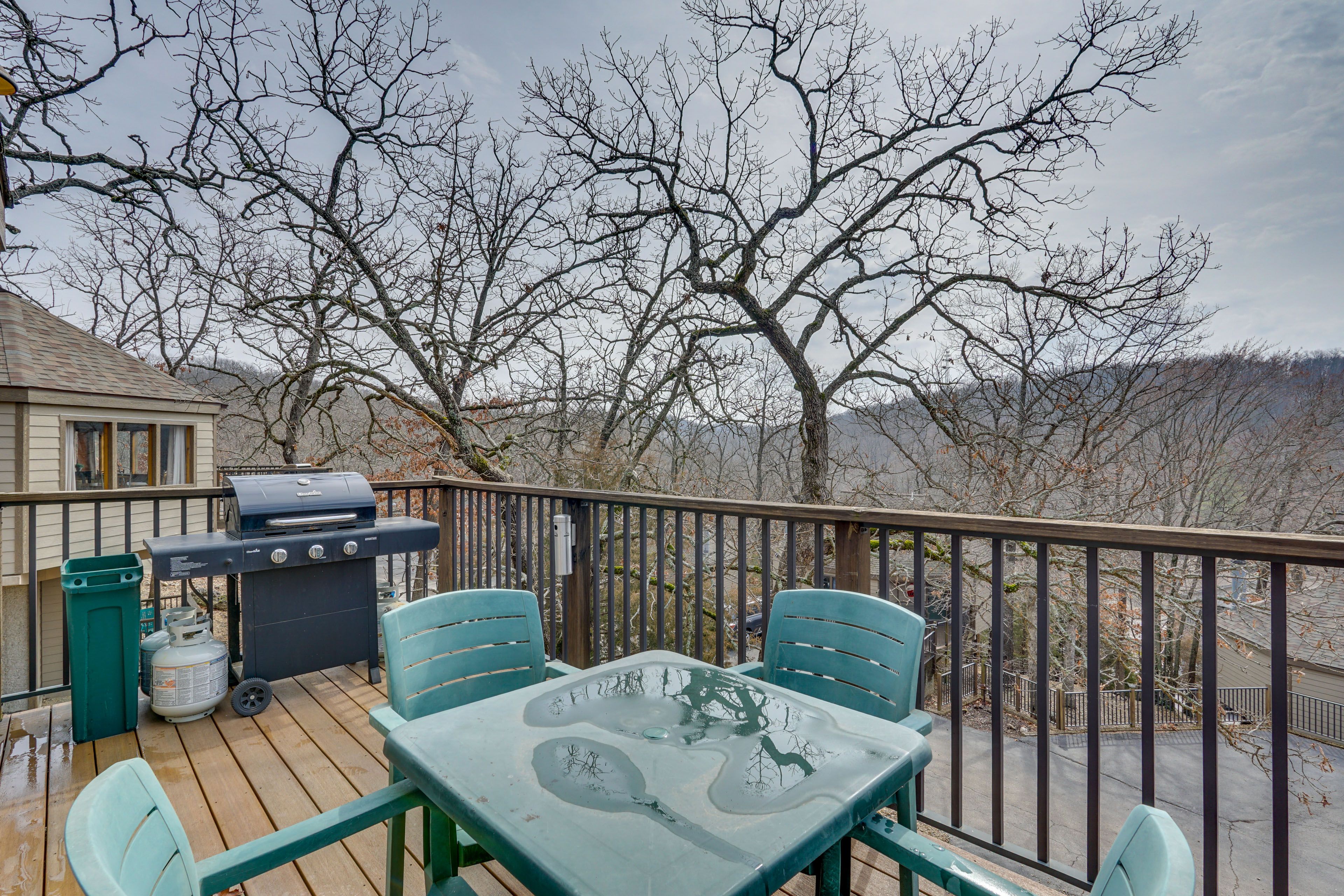 Osage Beach Vacation Rental | 2BR | 2.5BA | 1,524 Sq Ft