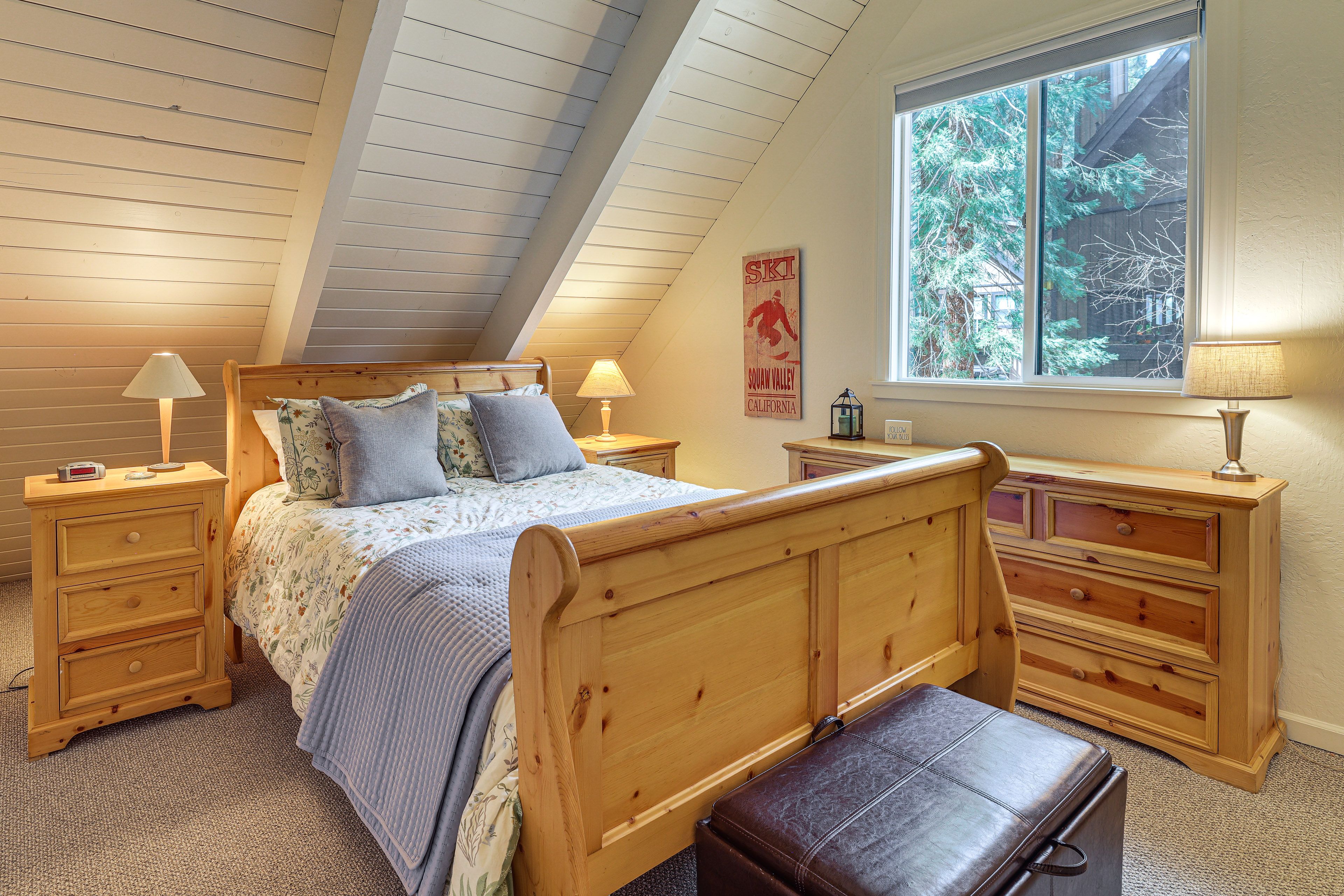 Bedroom 2 | Queen Bed | 2nd Floor