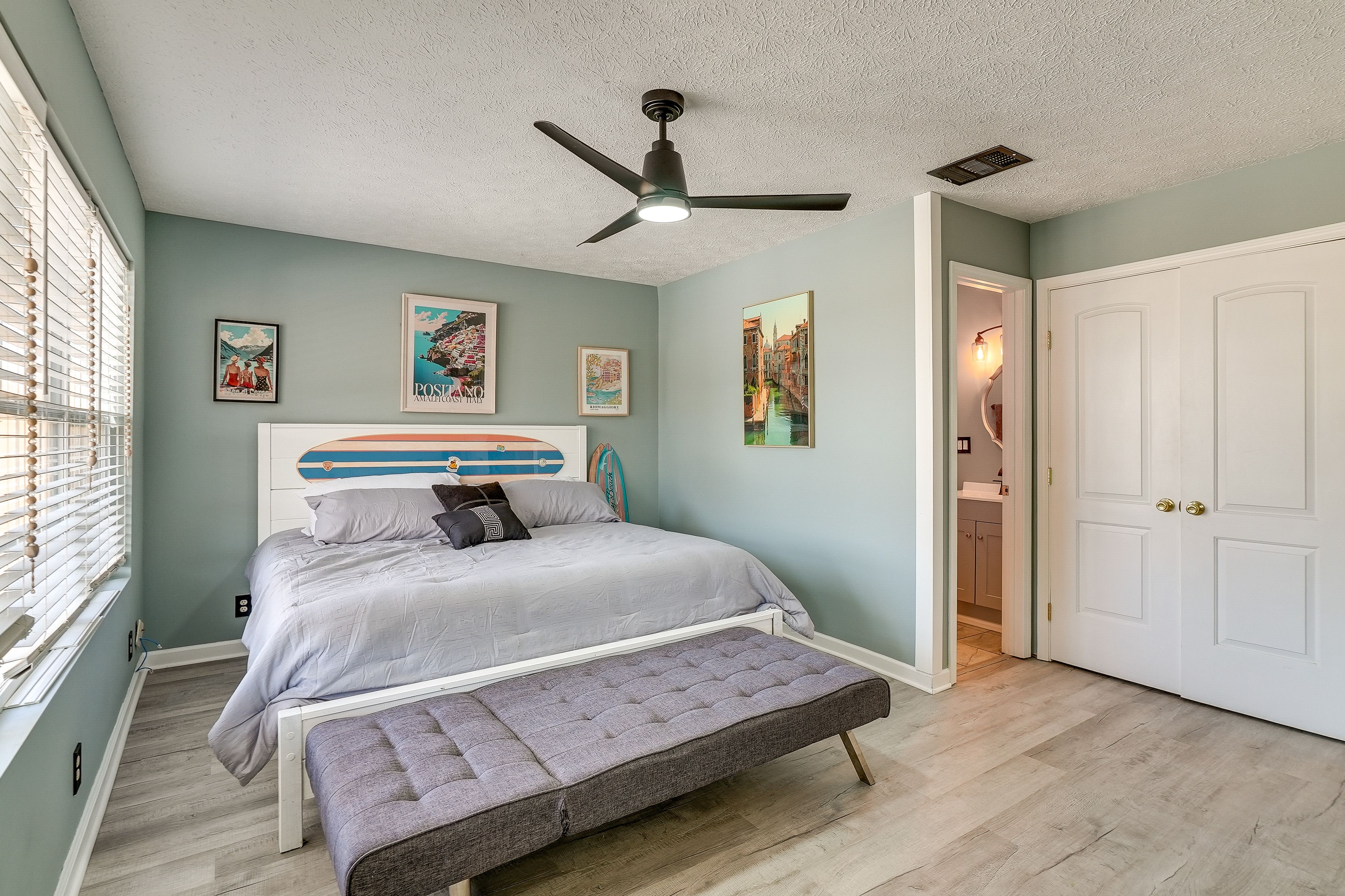 Bedroom 1 | King Bed | Smart TV