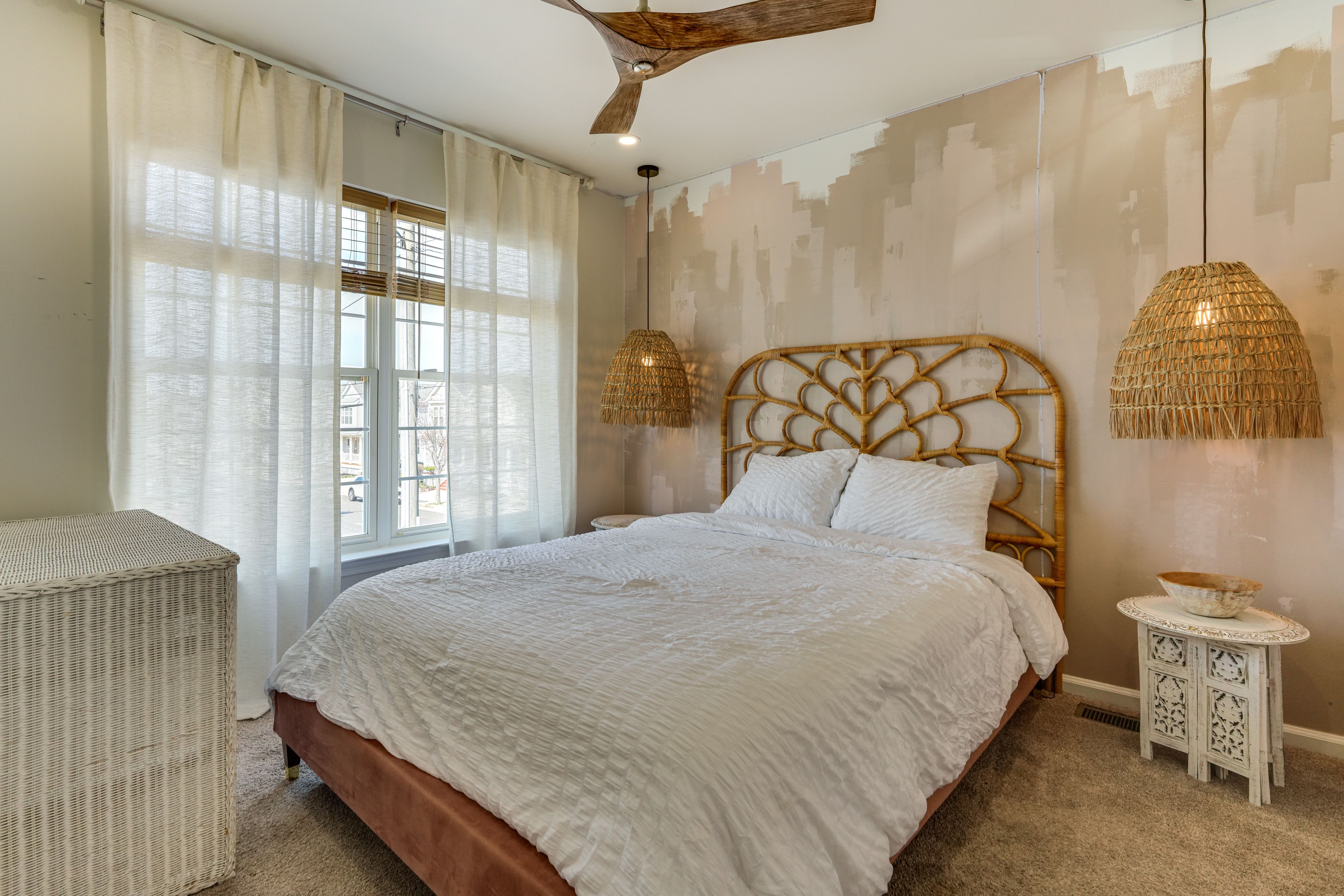 Bedroom 1 | Queen Bed | 2nd Floor