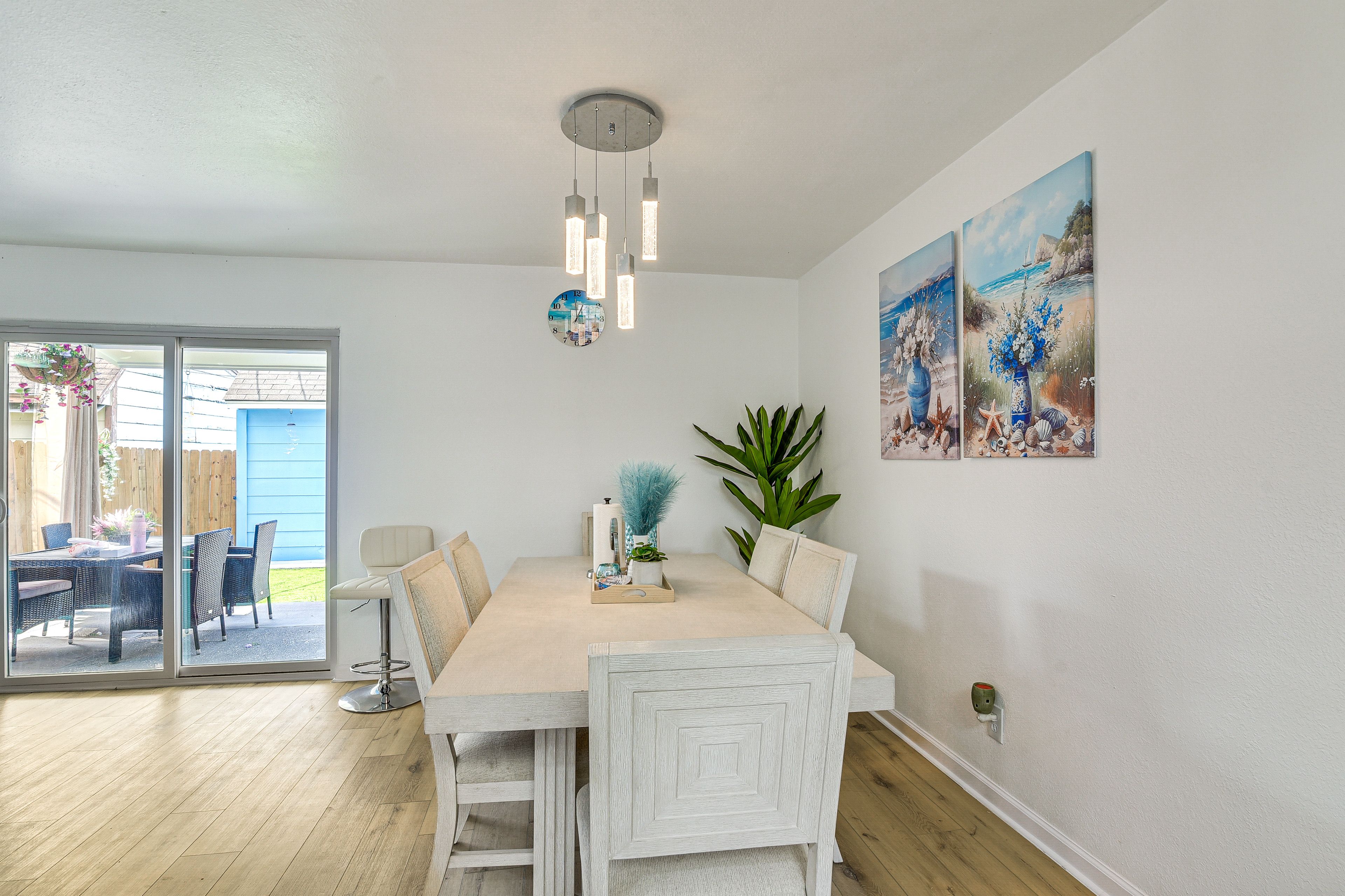 Dining Area | 1st Floor