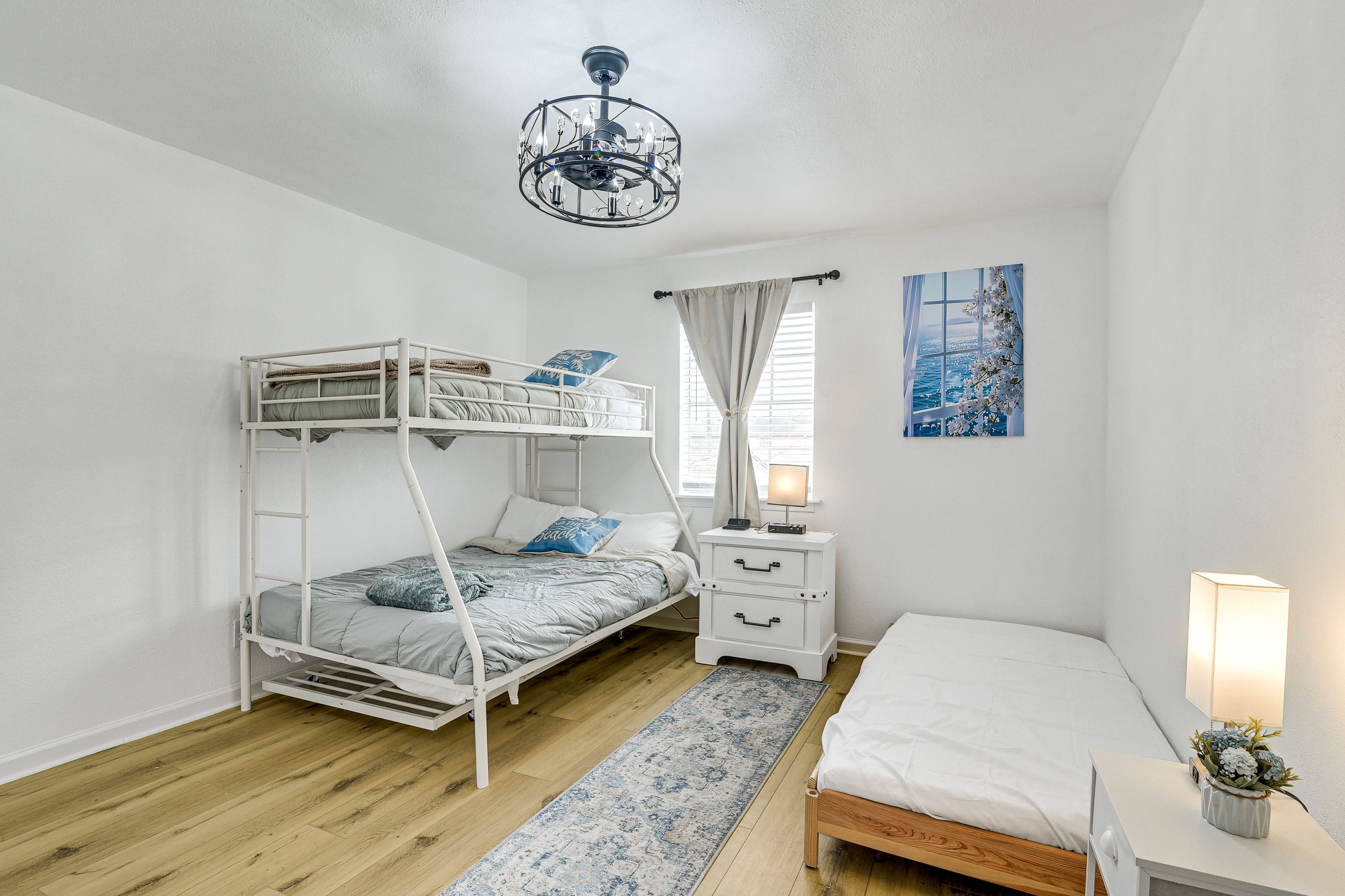 Bedroom 3 | Twin/Full Bunk Bed | Twin Bed