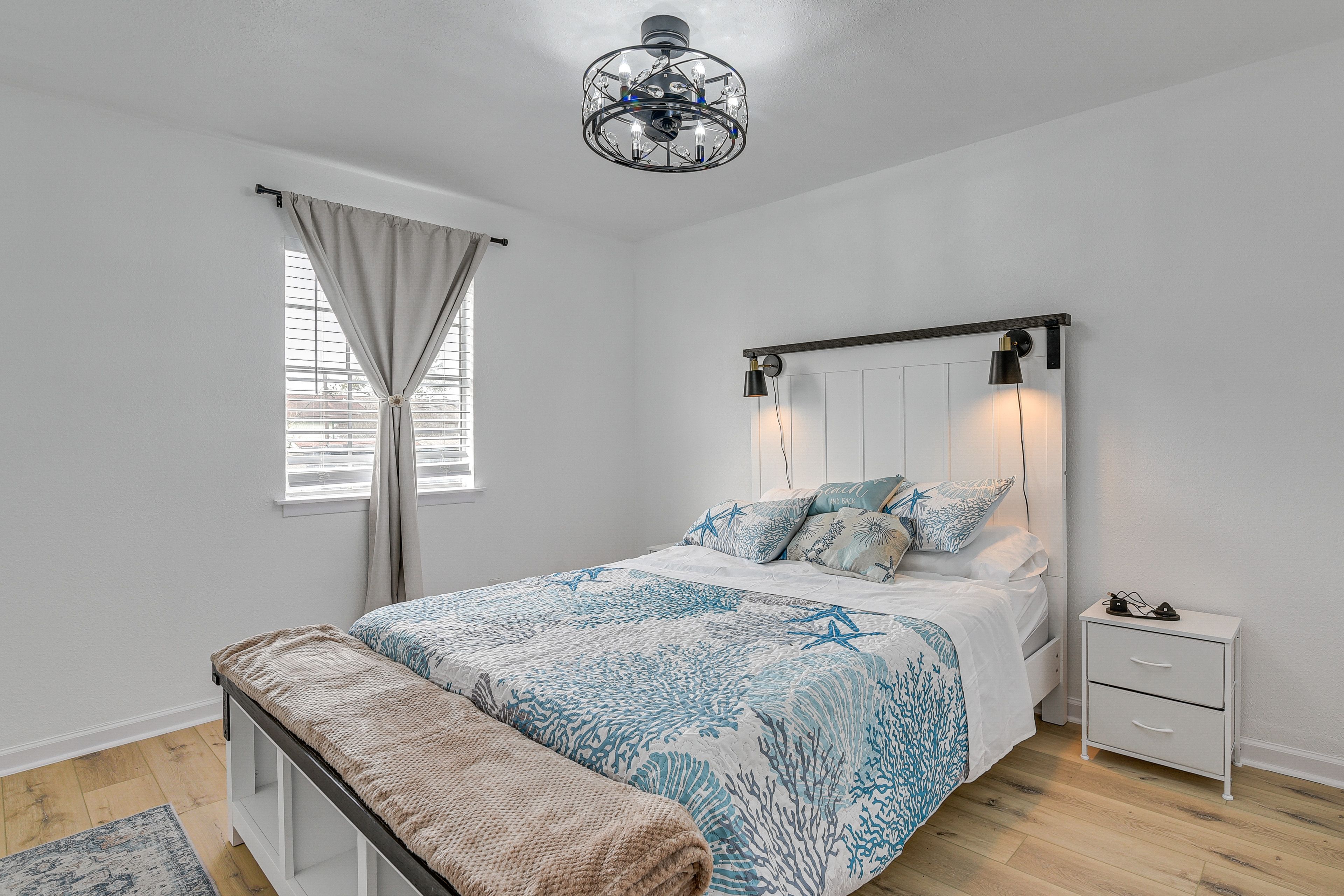 Bedroom 2 | Queen Bed | 2nd Floor