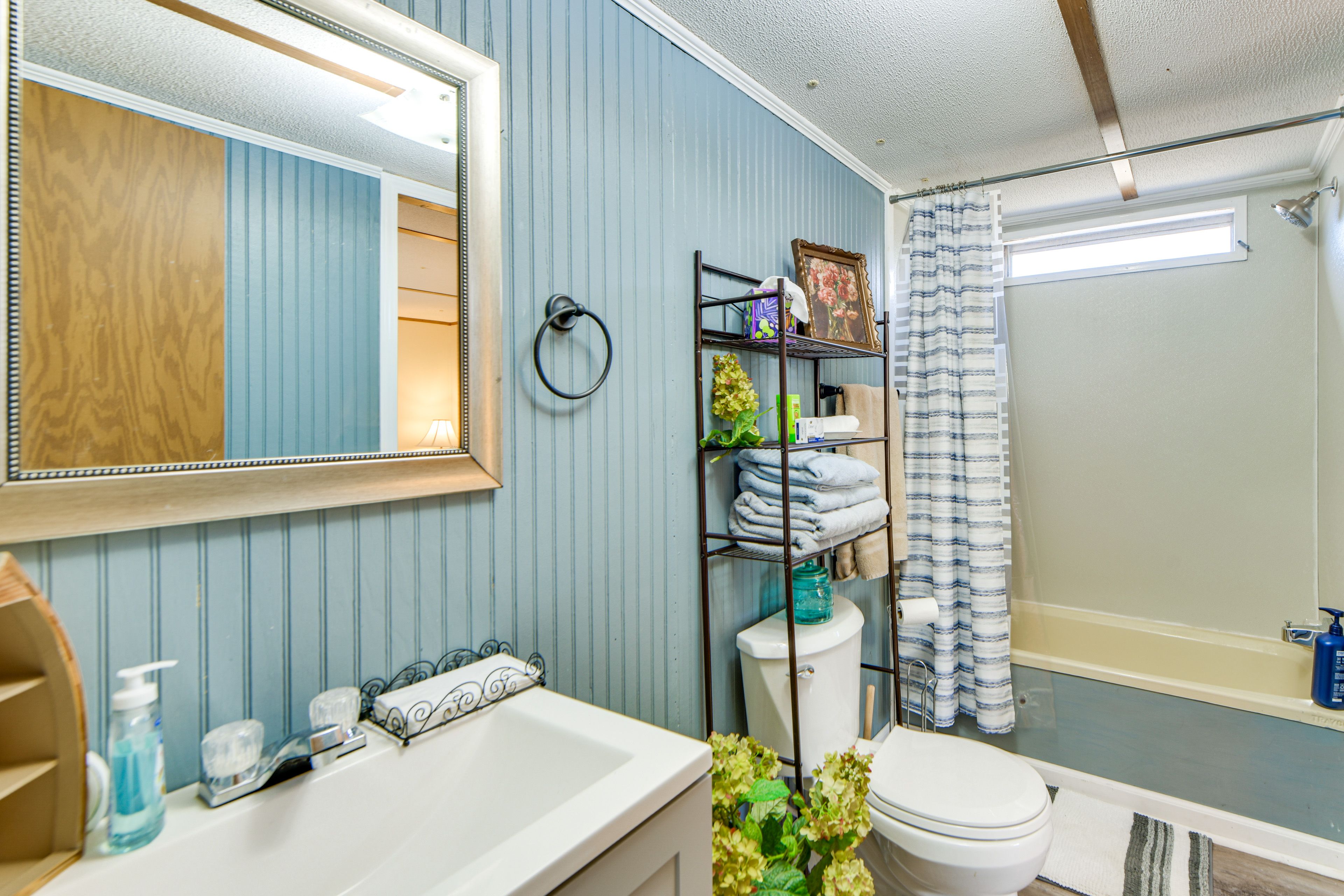 En-Suite Bathroom