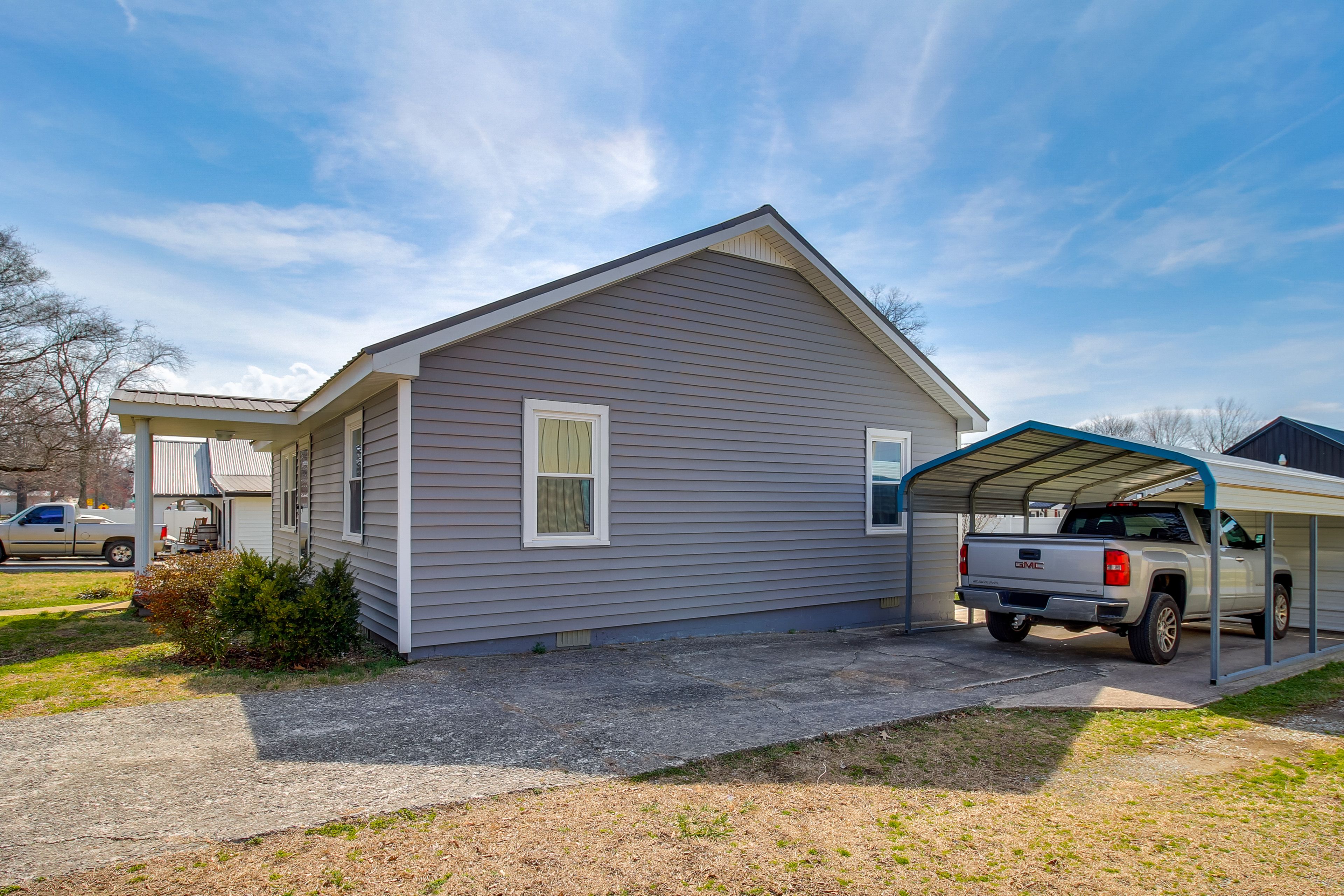 Parking | Driveway (2 Vehicles)