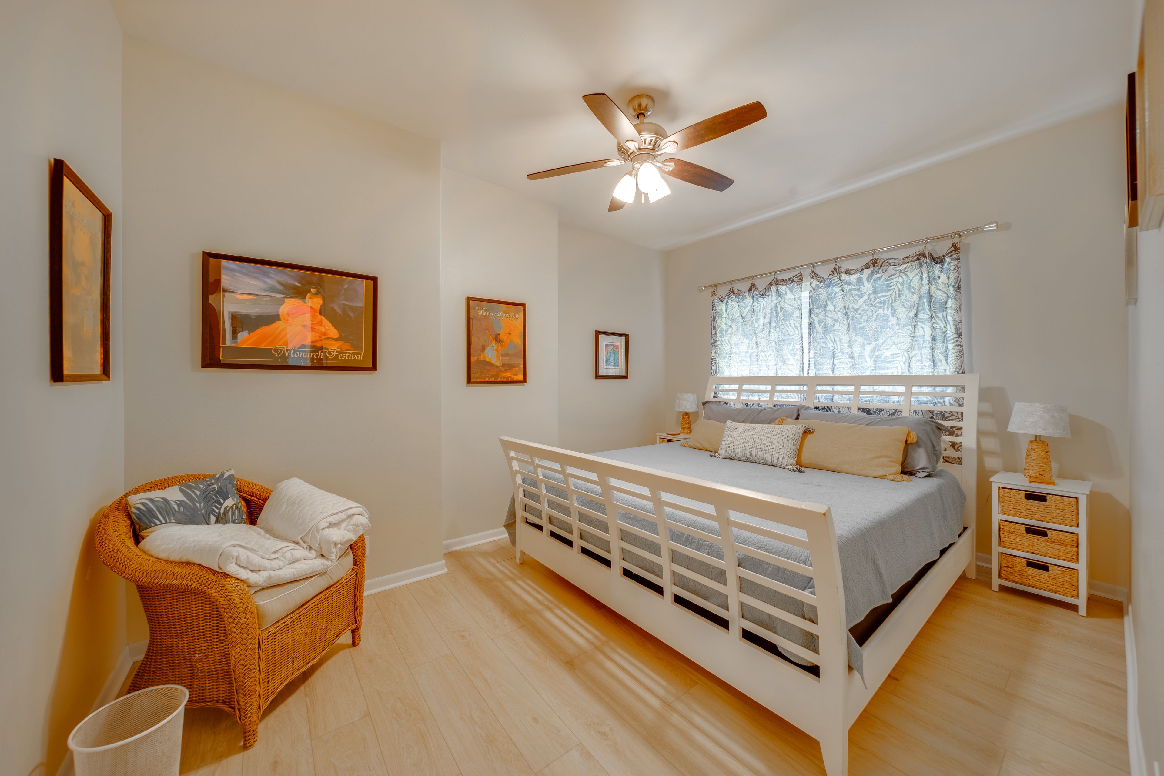 Bedroom 2 | King Bed