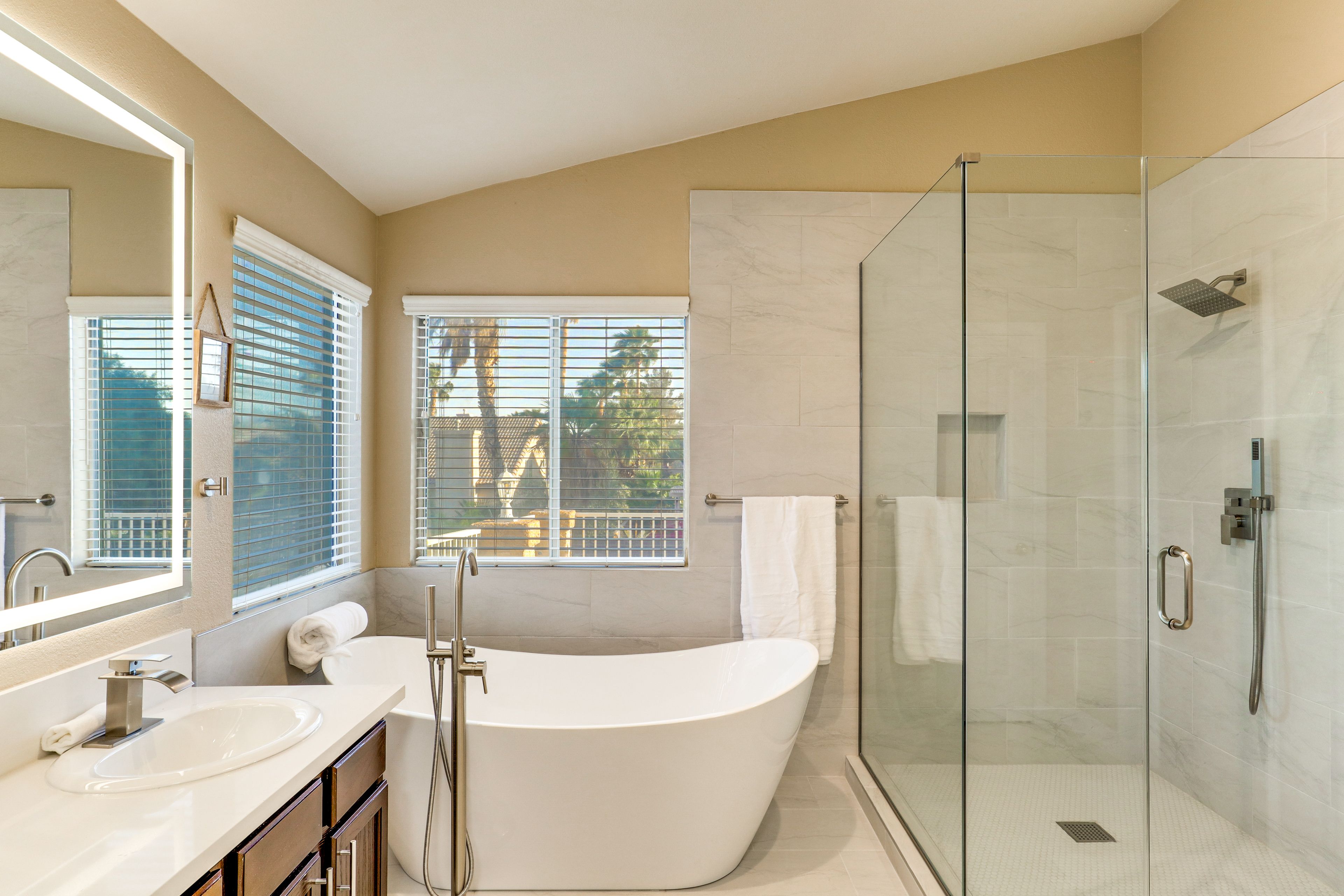 En-Suite Bathroom | 2nd Floor