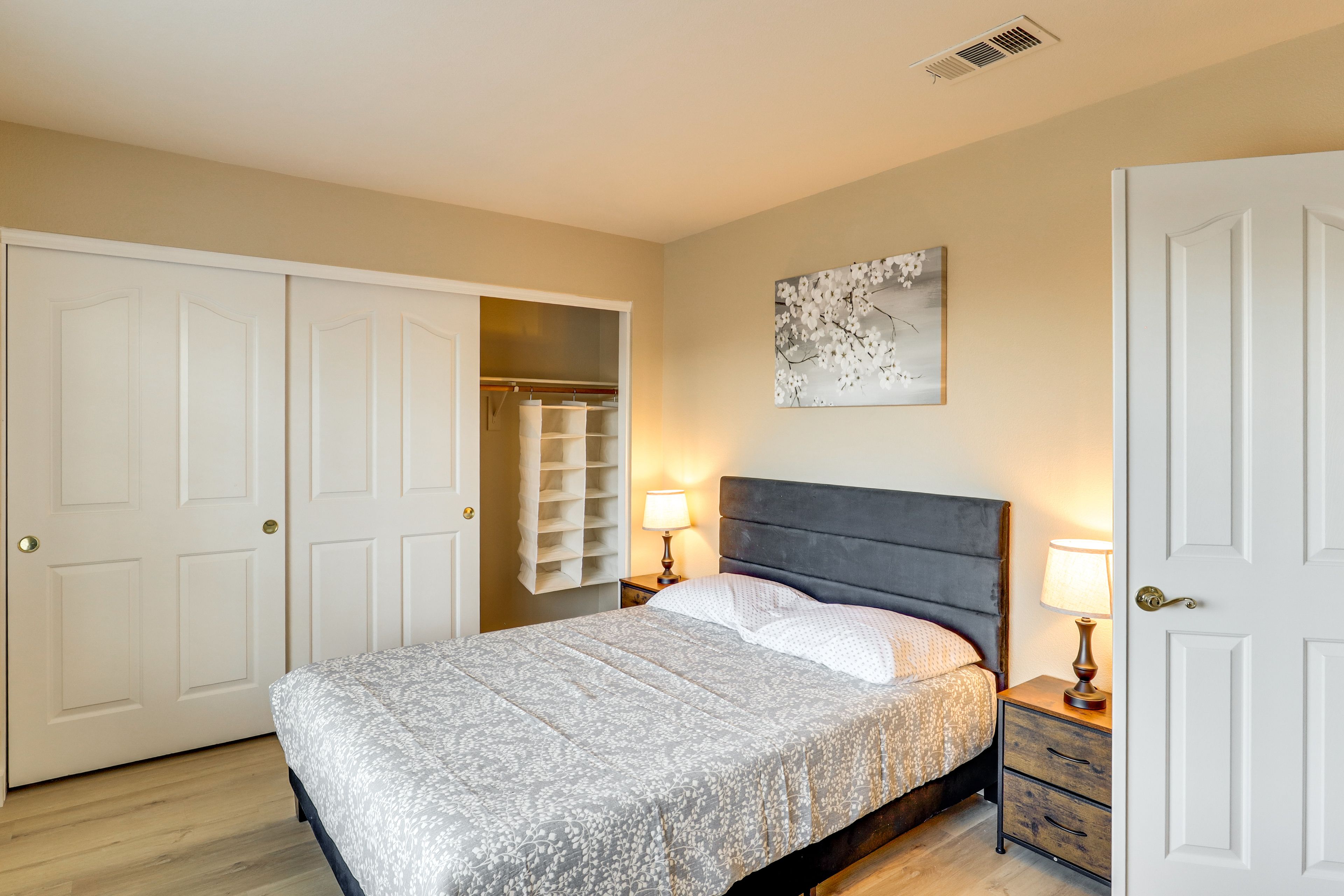 Bedroom 3 | Queen Bed | 2nd Floor