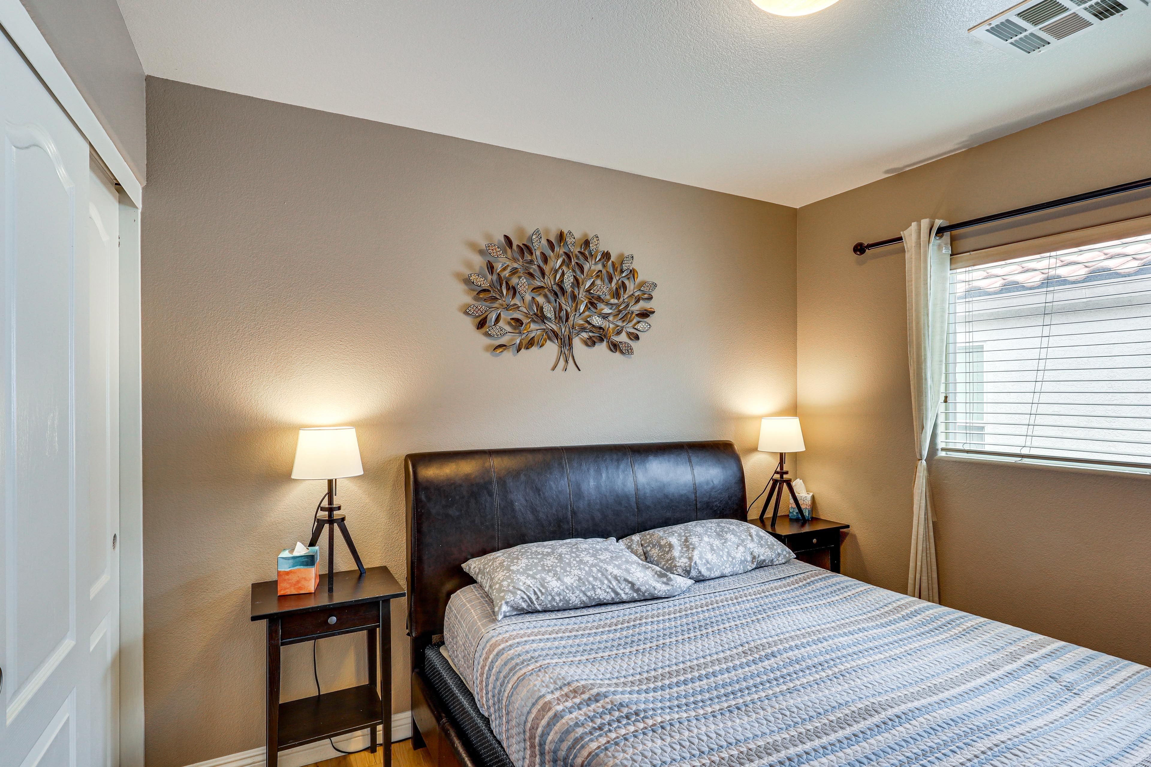 Bedroom 4 | Queen Bed | 2nd Floor