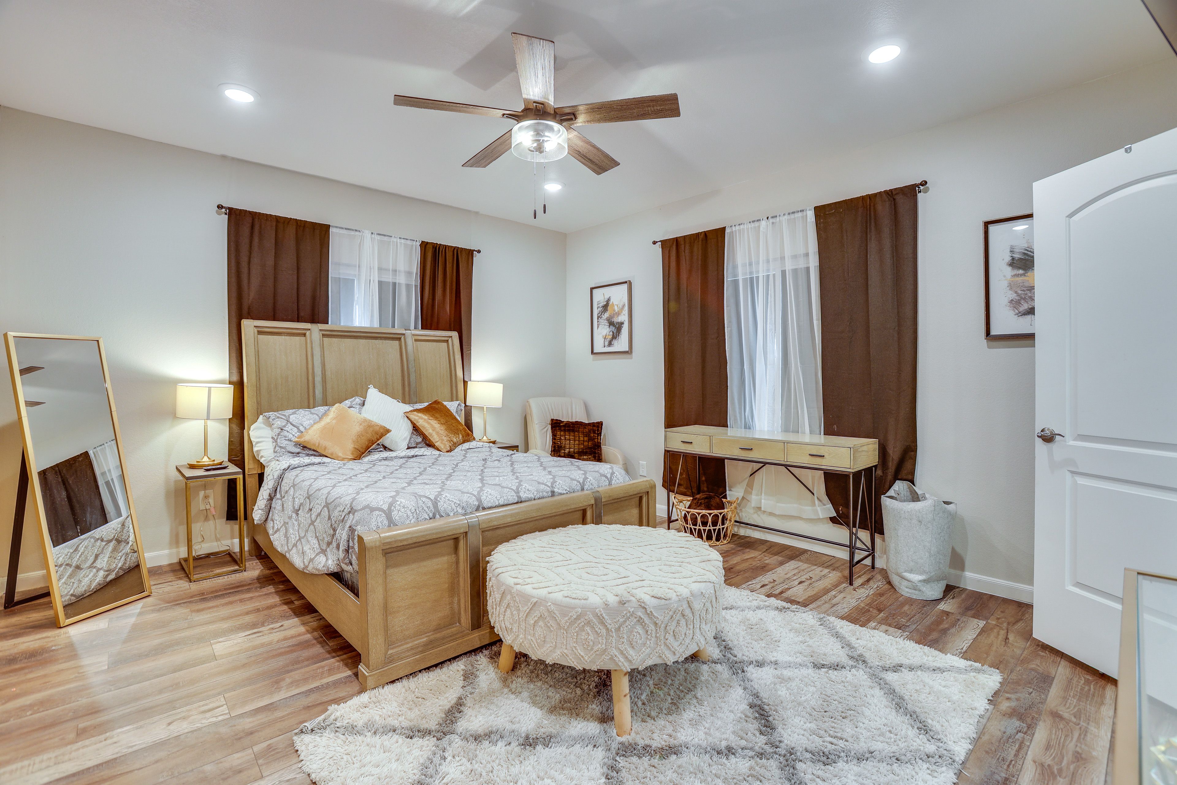 Bedroom 1 | Queen Bed | Lower Level