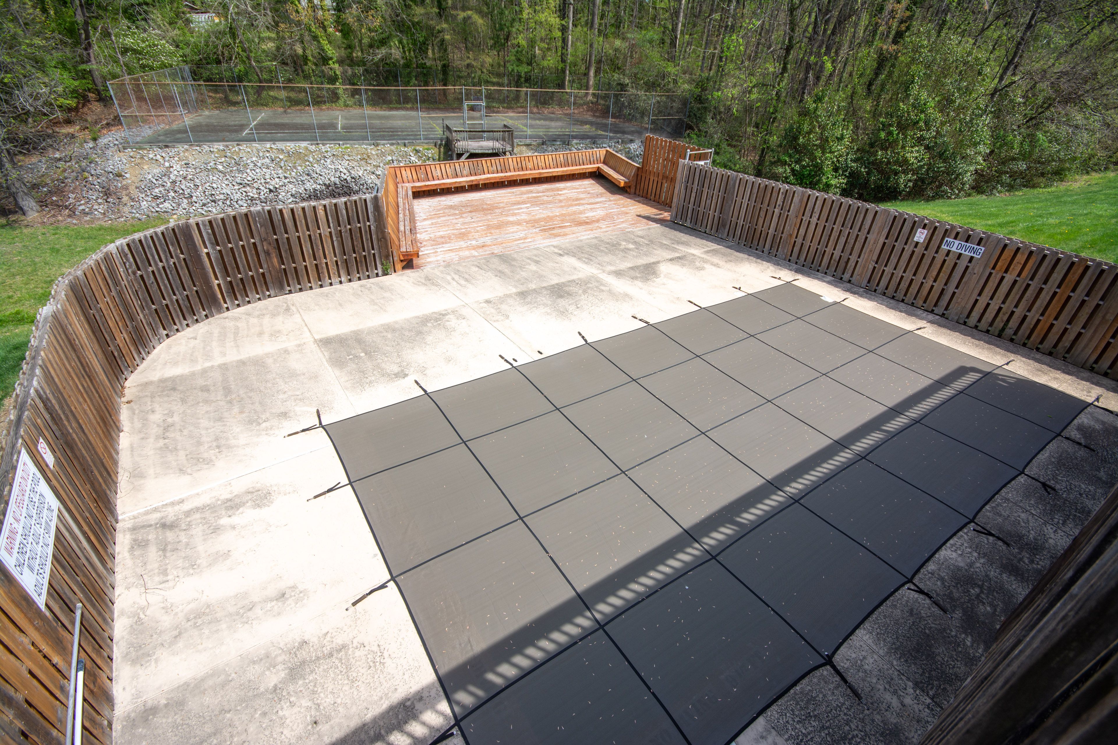 Waterfront Community Amenities | Outdoor Pool