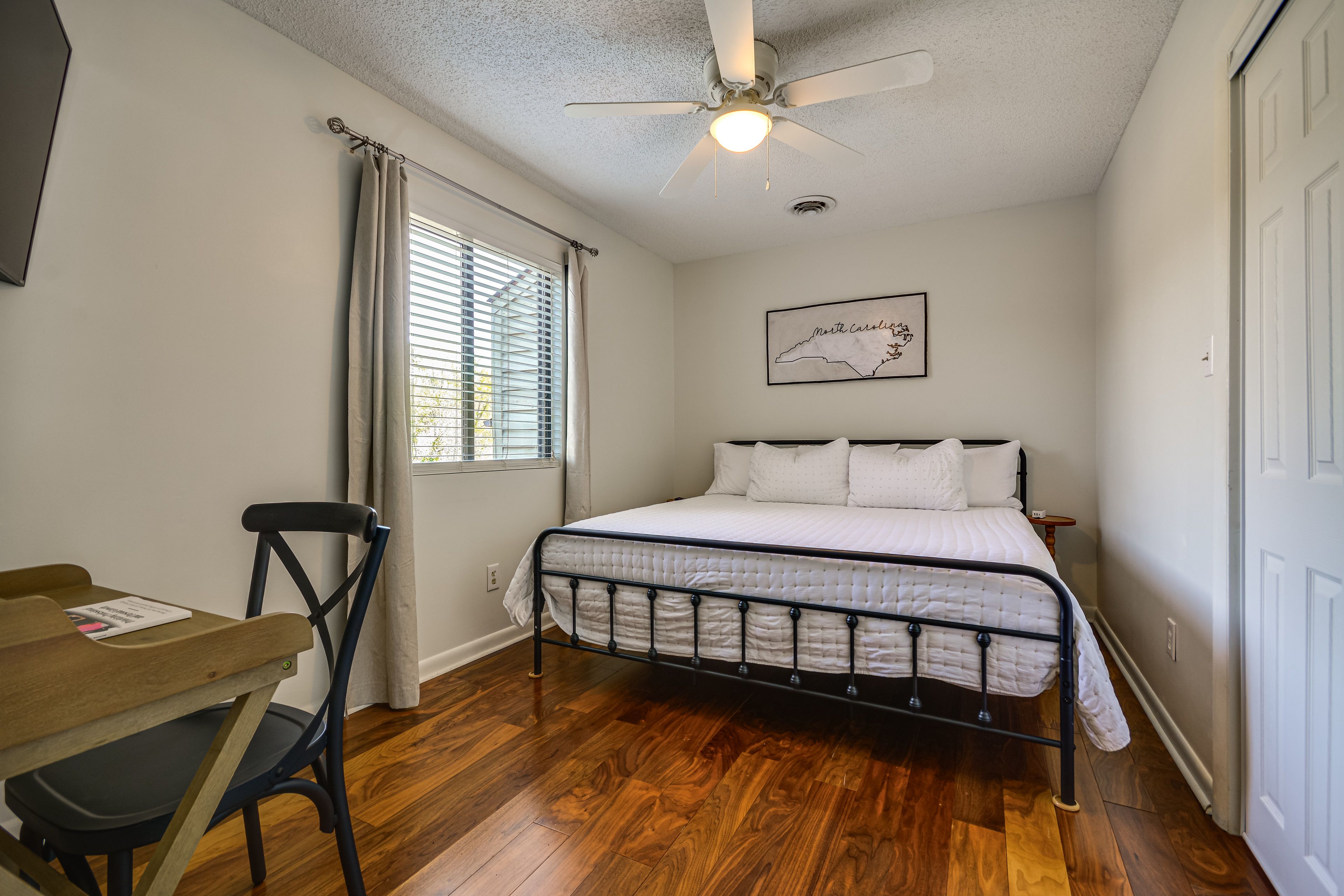 Bedroom 2 | King Bed | Upper Level