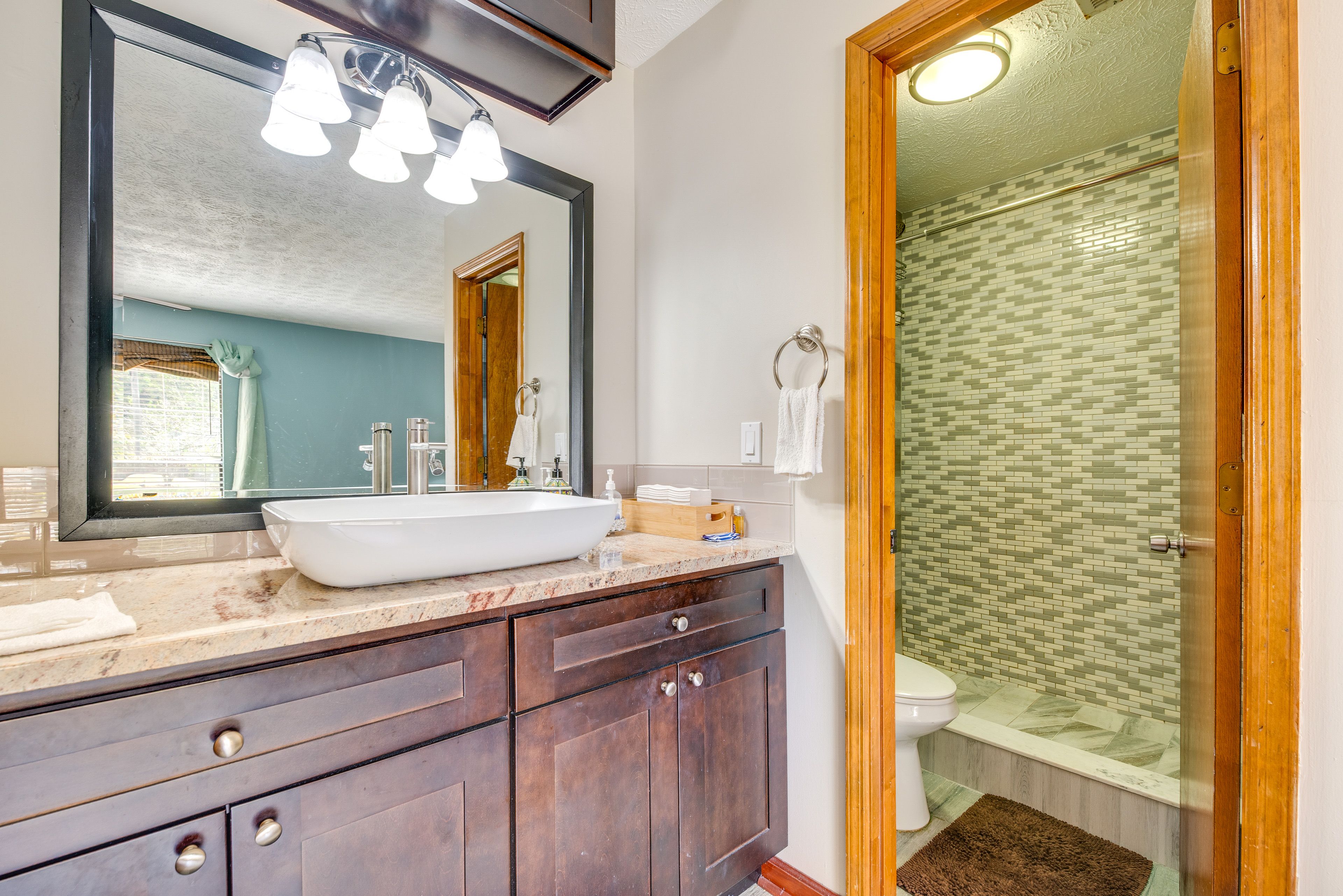 En-Suite Bathroom | Shower