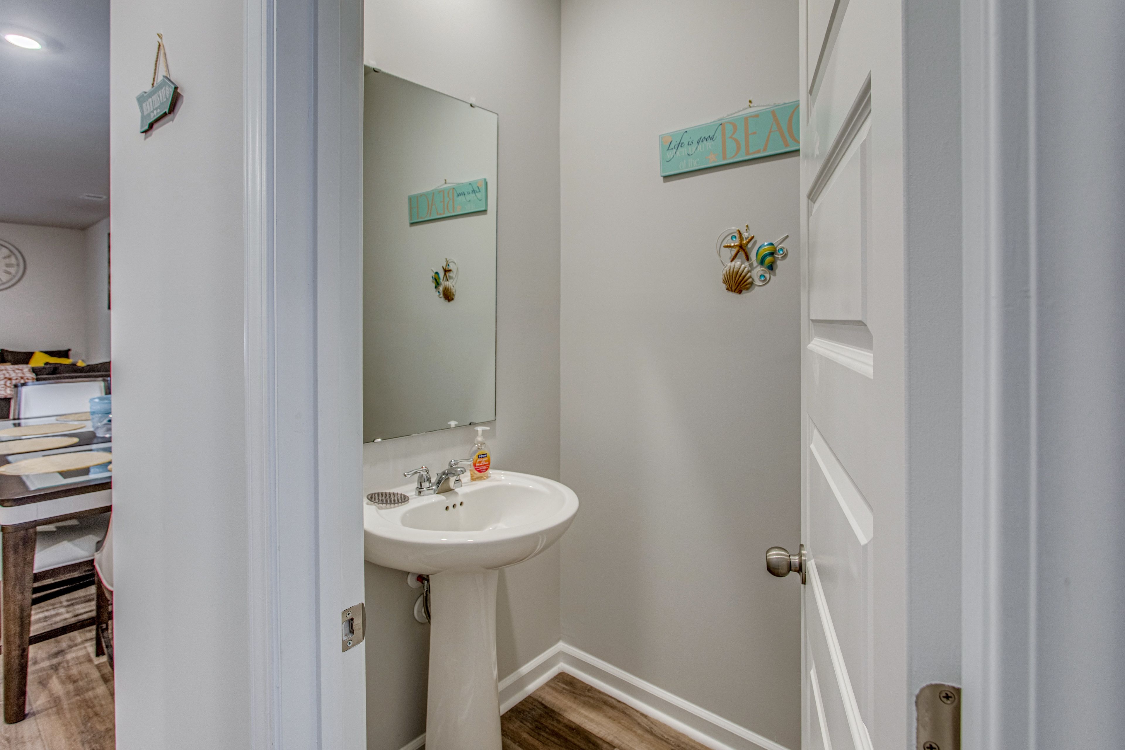 Half Bathroom | 1st Floor