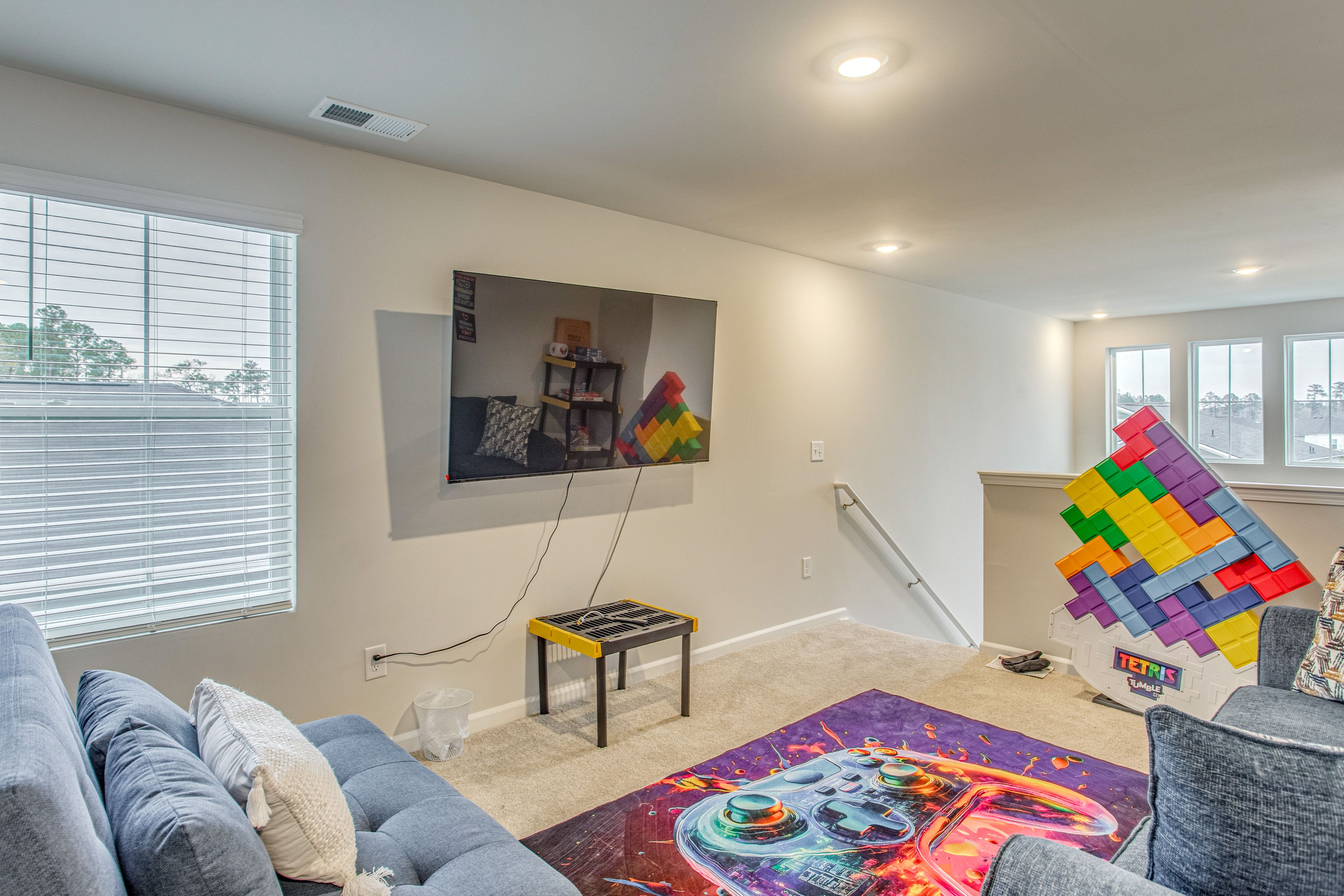 Loft | 2nd Floor | 2 Sleeper Sofas | Board Games