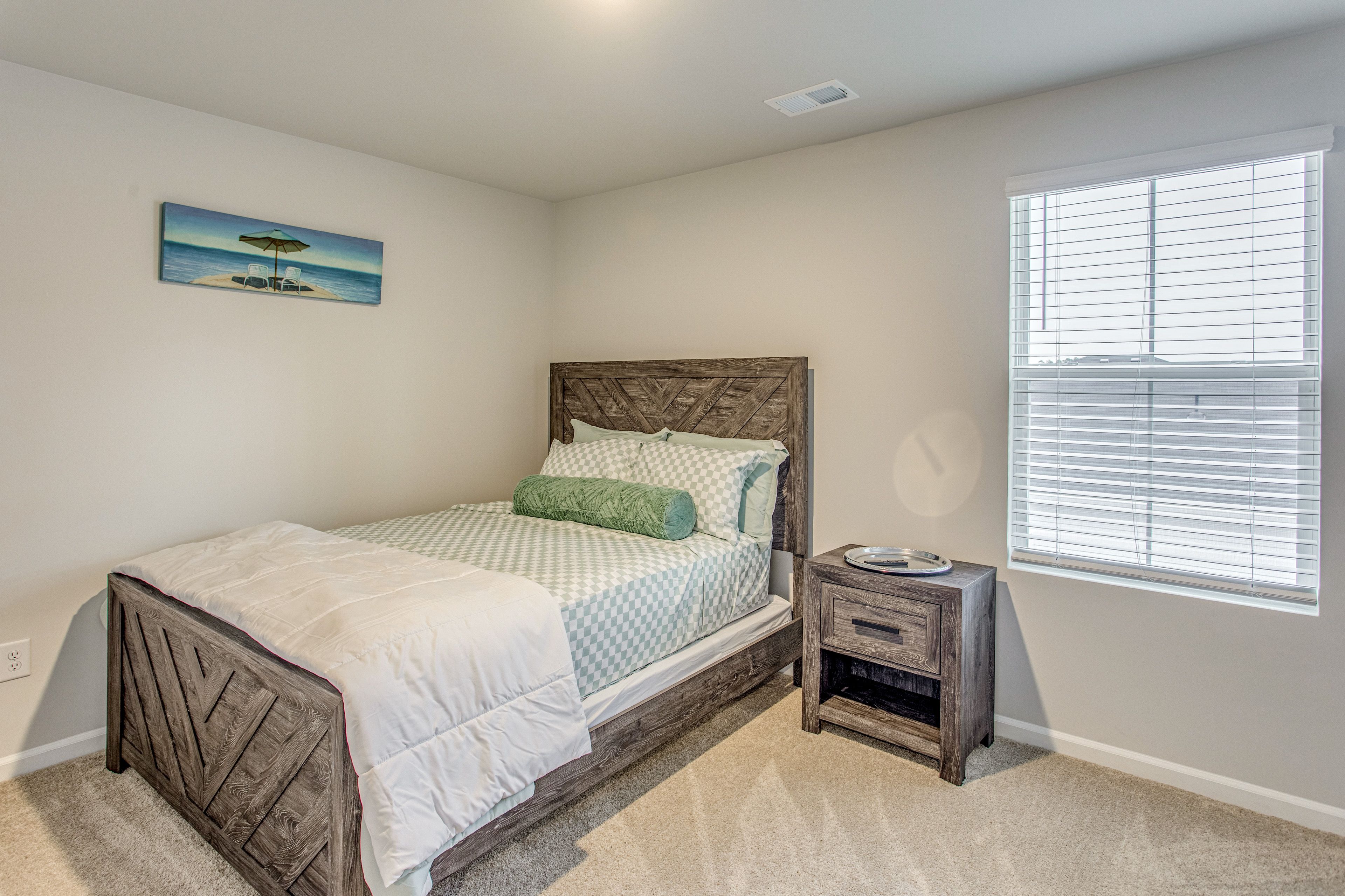 Bedroom 2 | Queen Bed | 2nd Floor