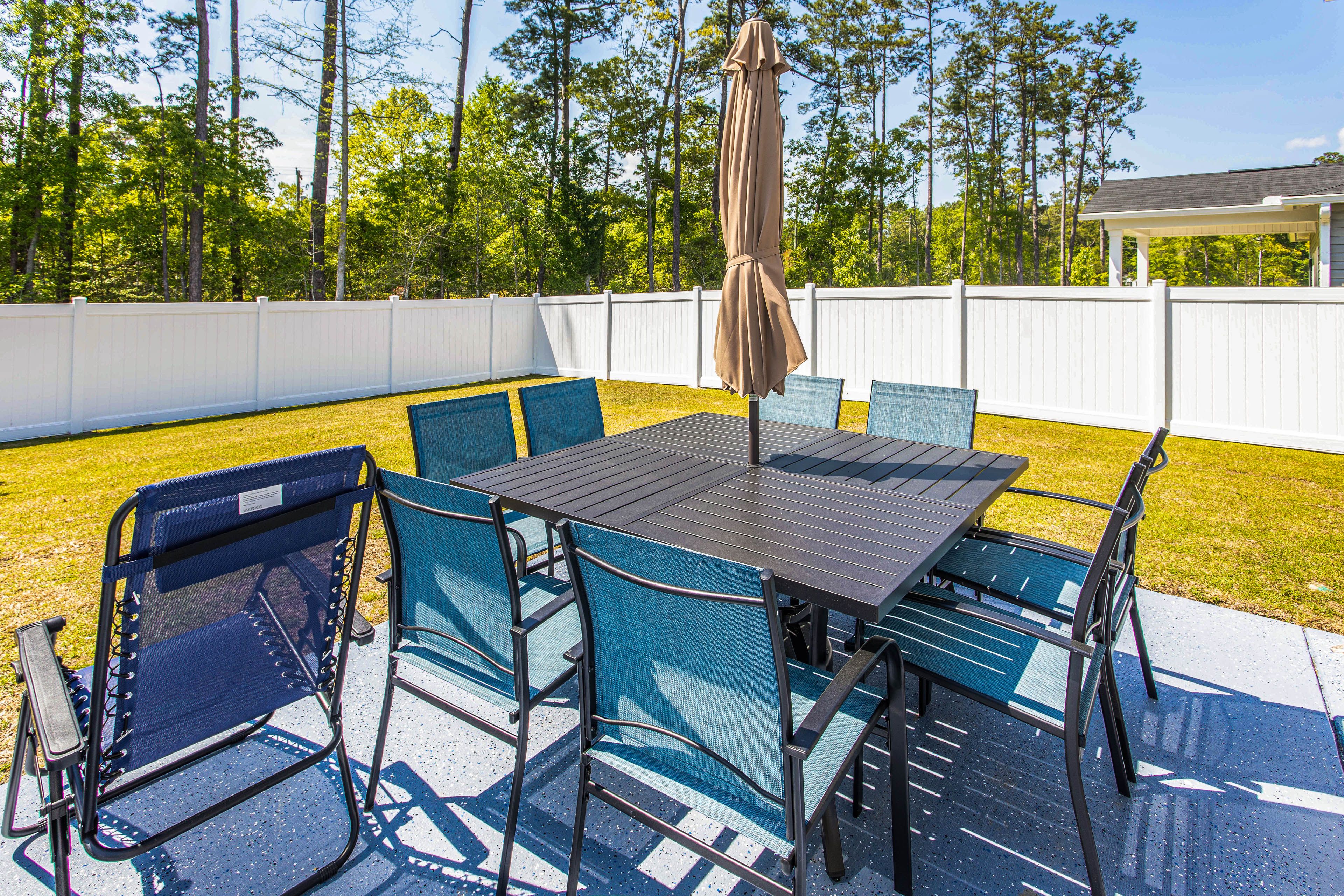 Furnished Patio (Partially Covered) | Dining & Seating