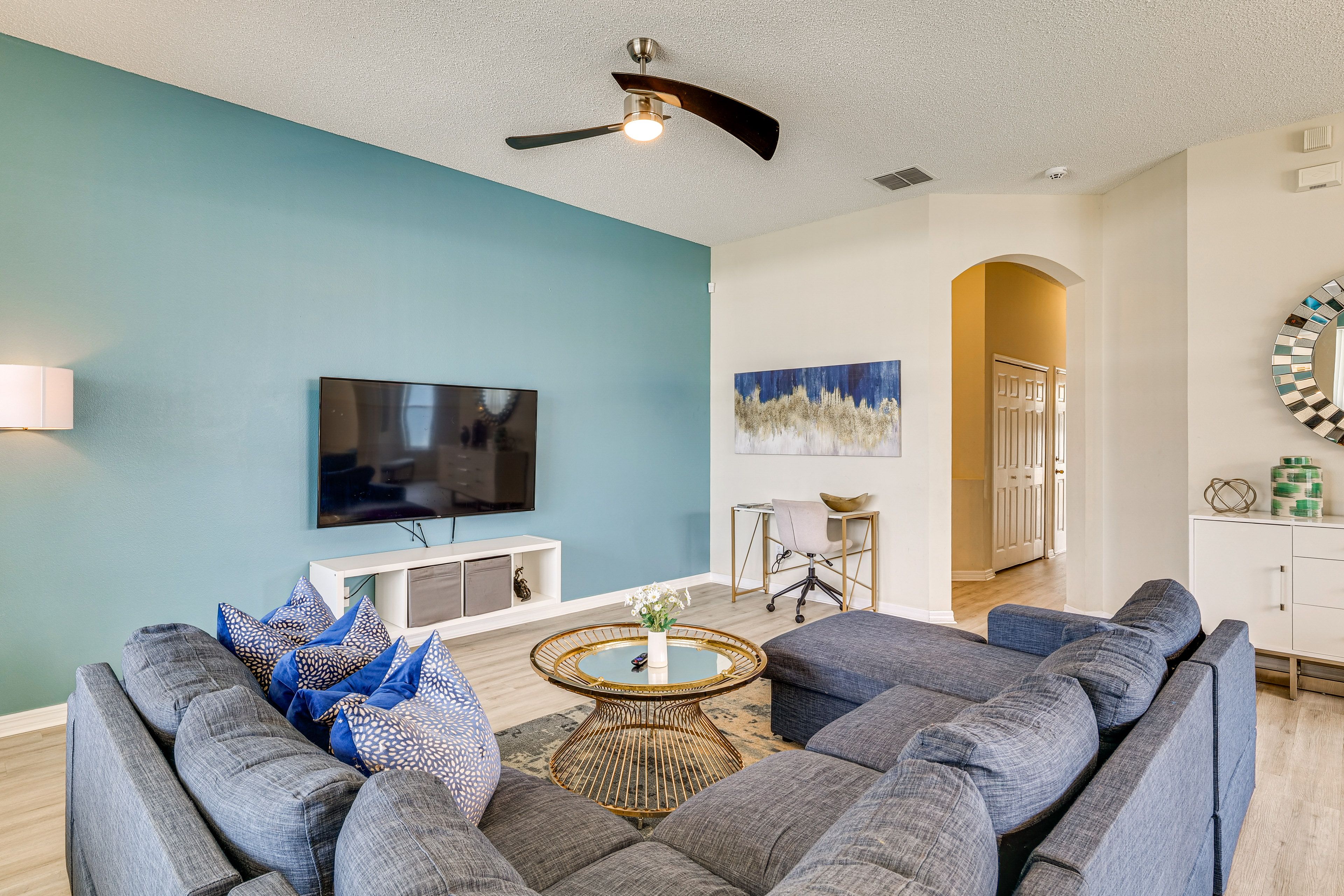 Property Interior | Central A/C & Heating | Free WiFi