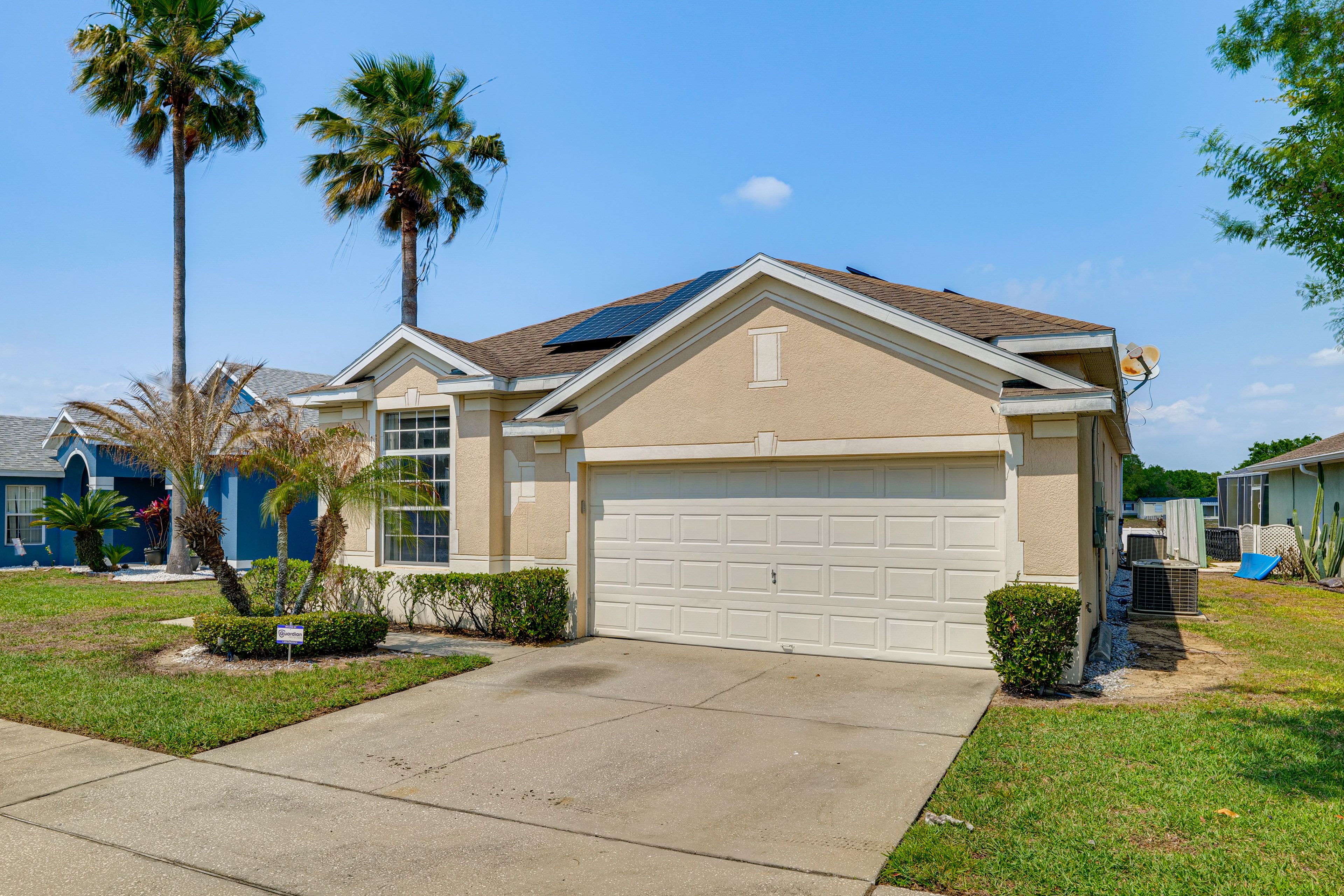 Parking | Driveway (2 Vehicles)