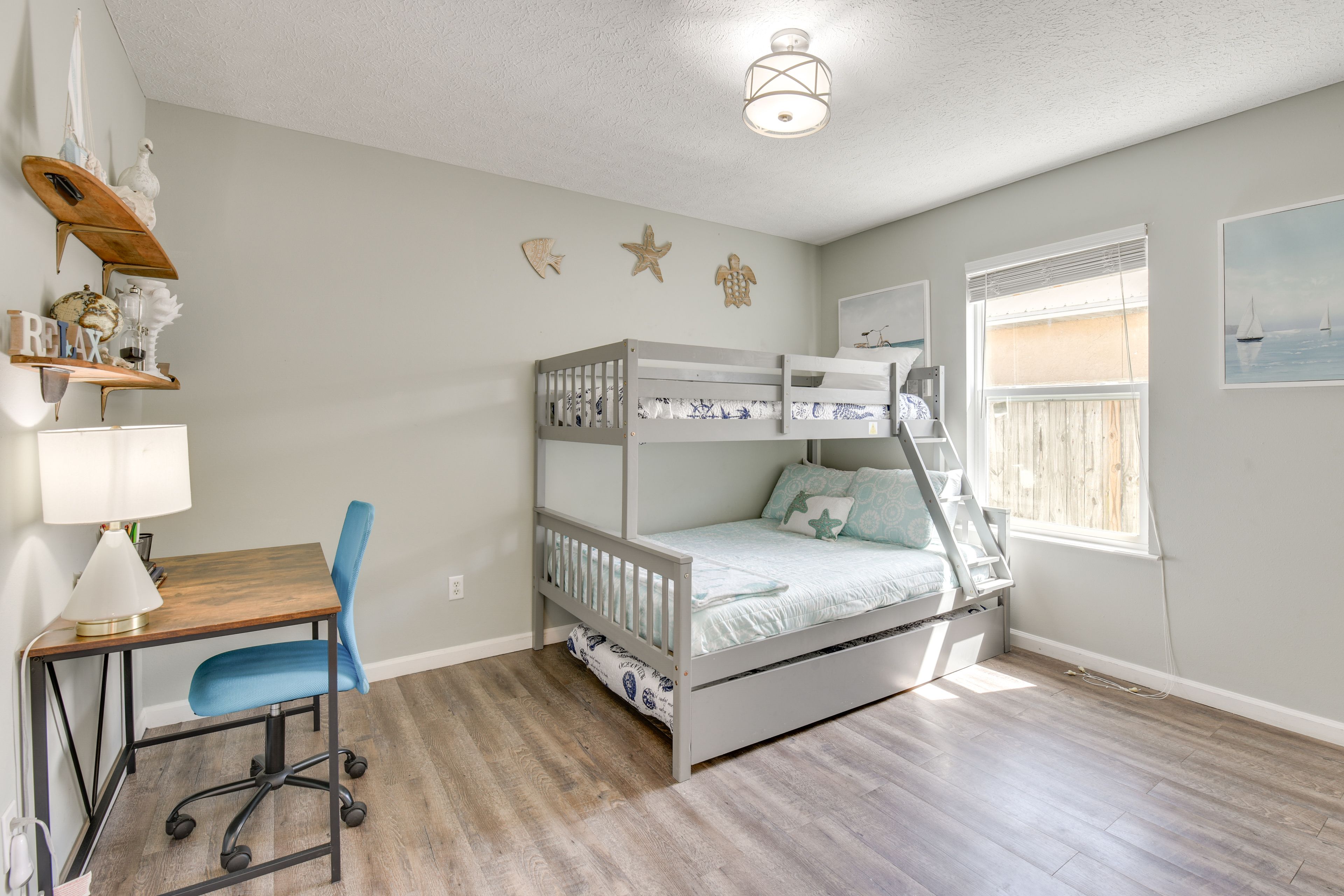 Bedroom 2 | Twin/Full Bunk Bed w/ Twin Trundle Bed | Dedicated Workspace