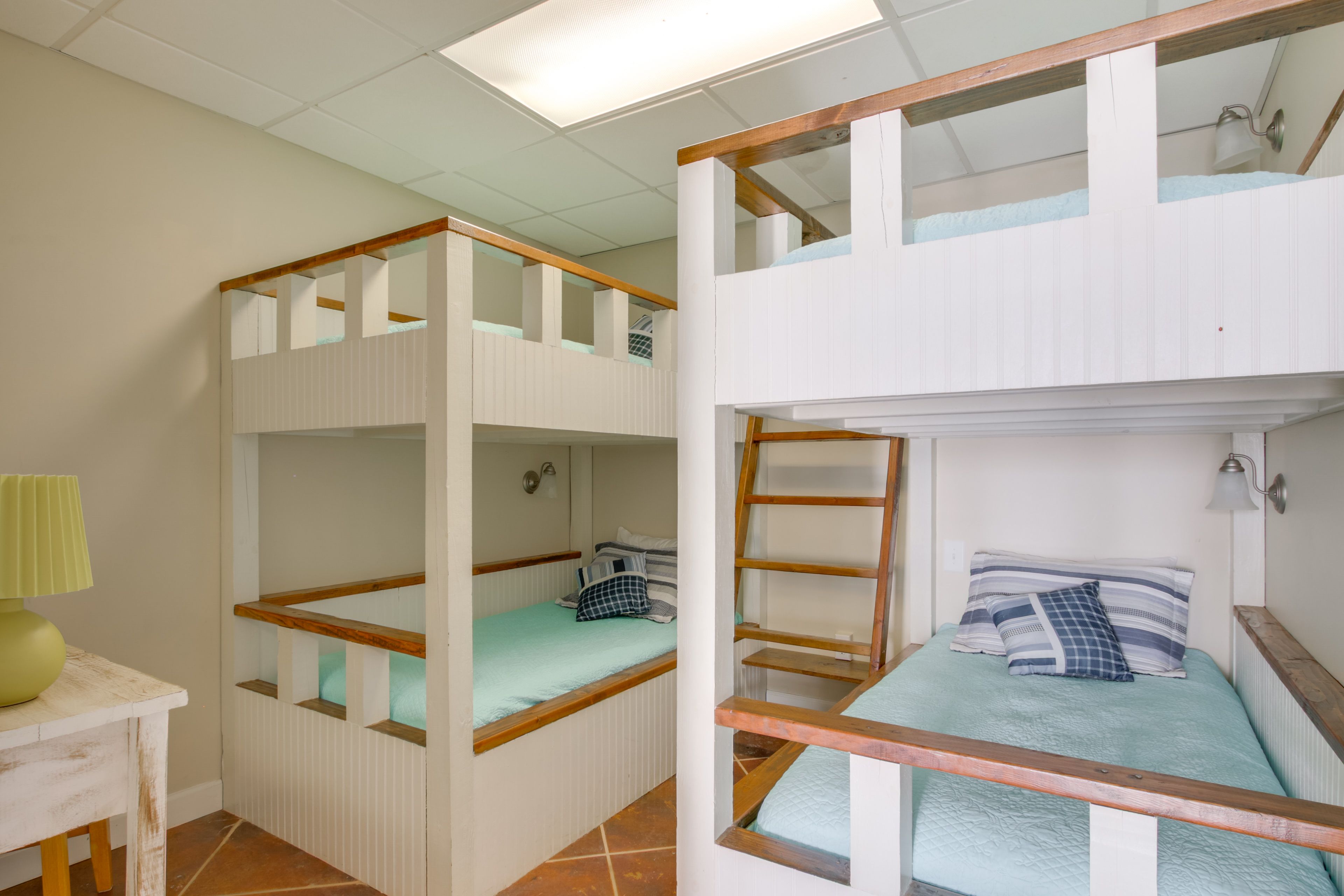 Bedroom 2 | 2 Twin Bunk Beds