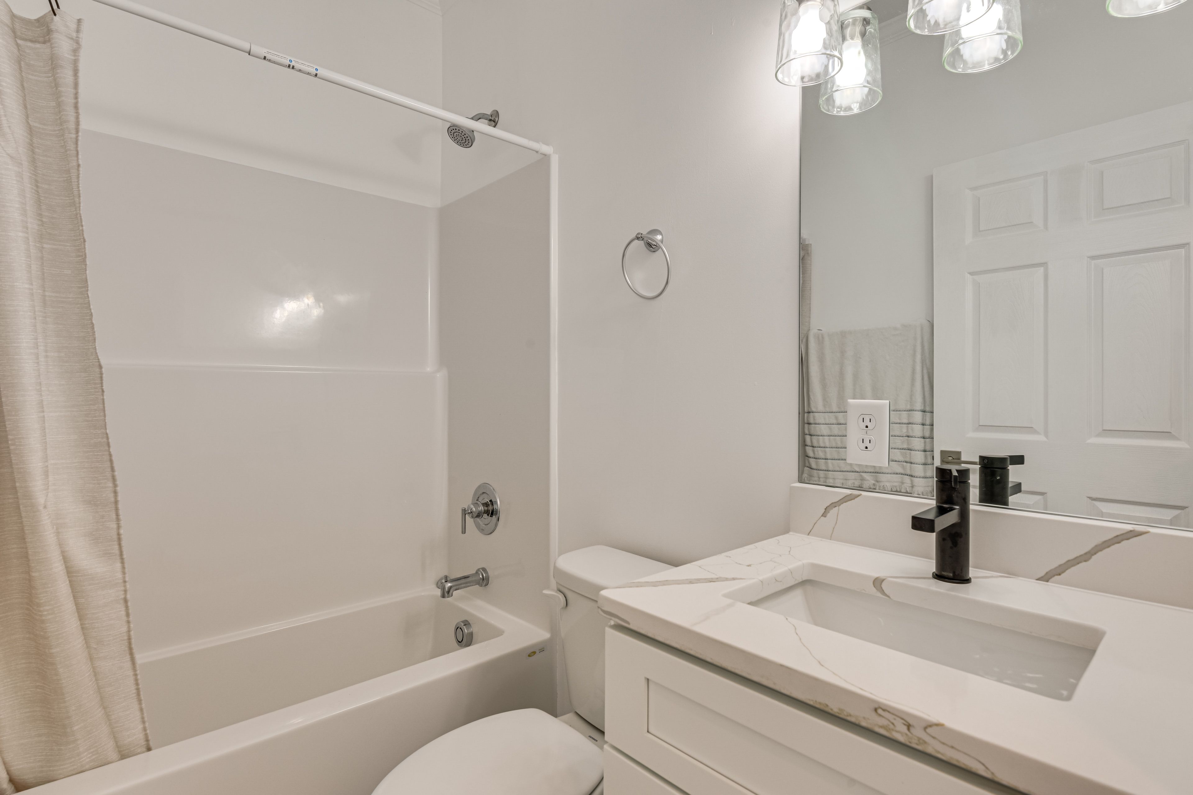 Bathroom | 1st Level