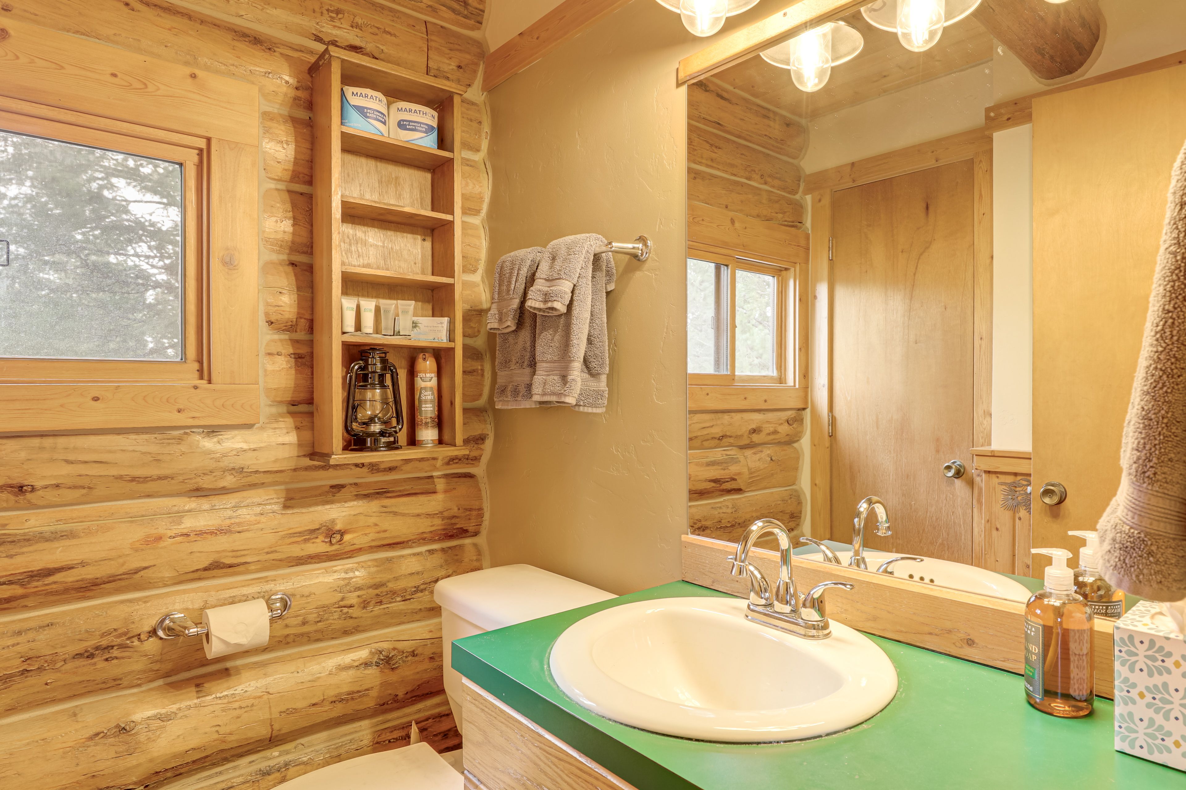 Half Bathroom | 1st Floor