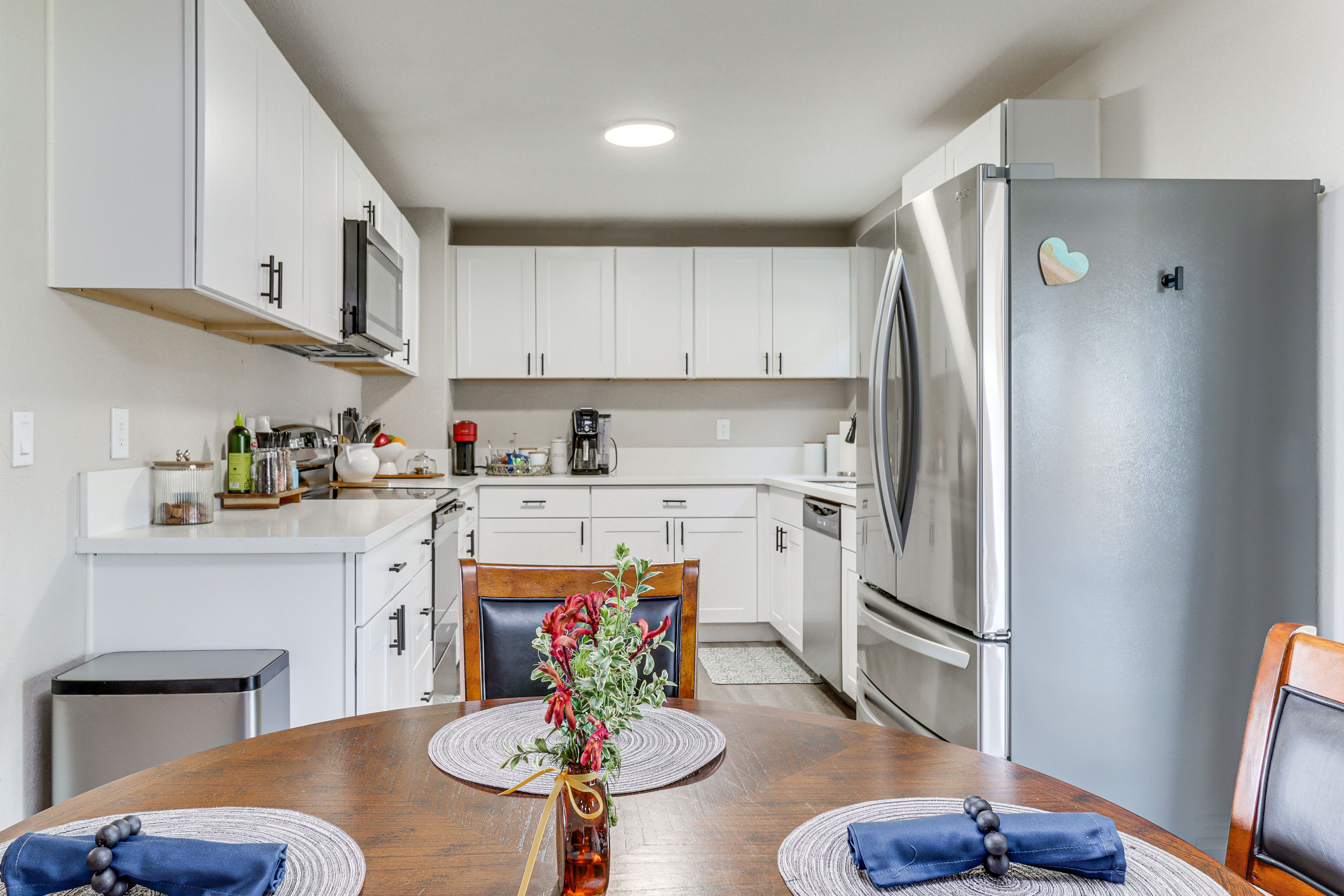 Kitchen & Dining Areas