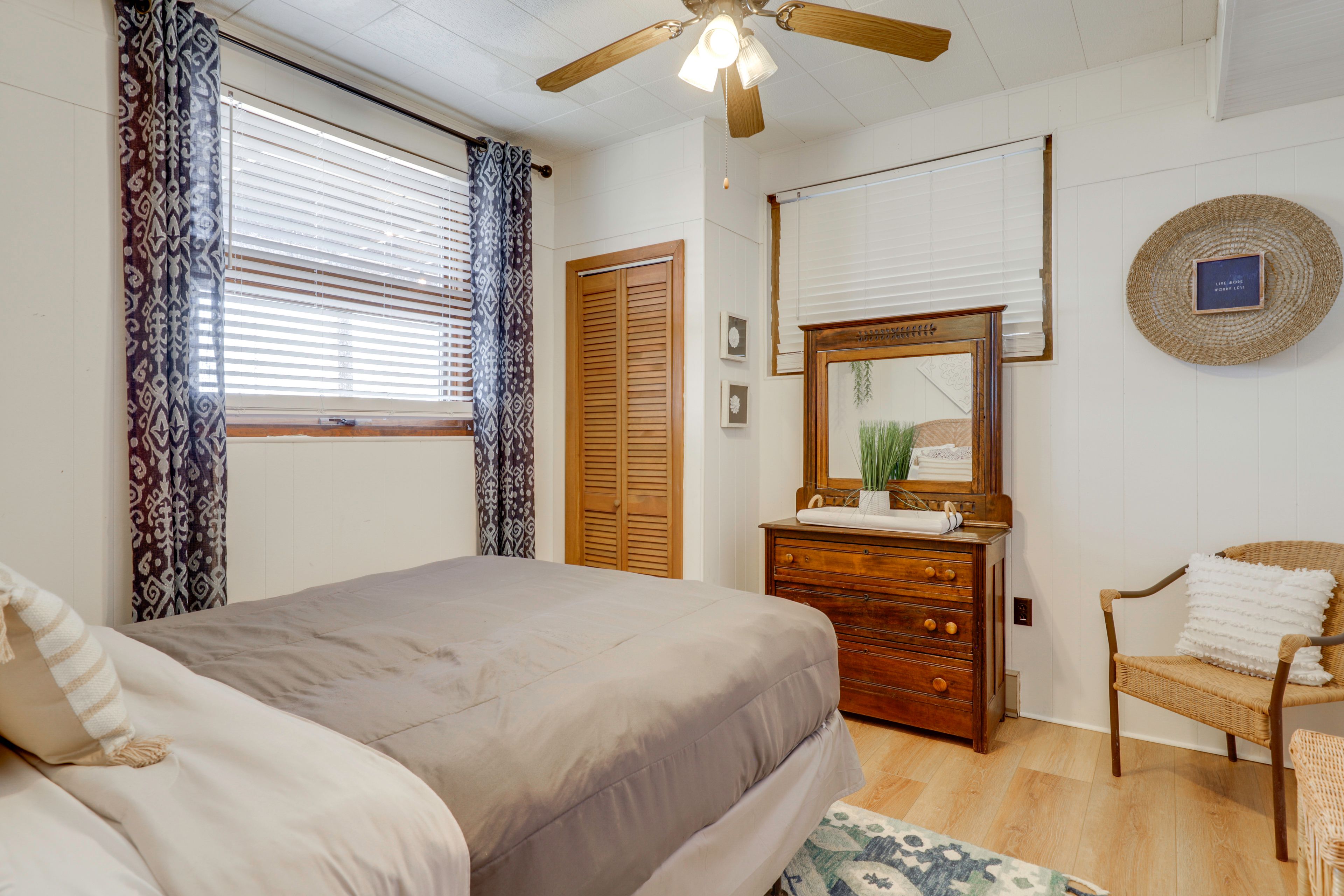 Bedroom 2 | Queen Bed | Lower Level