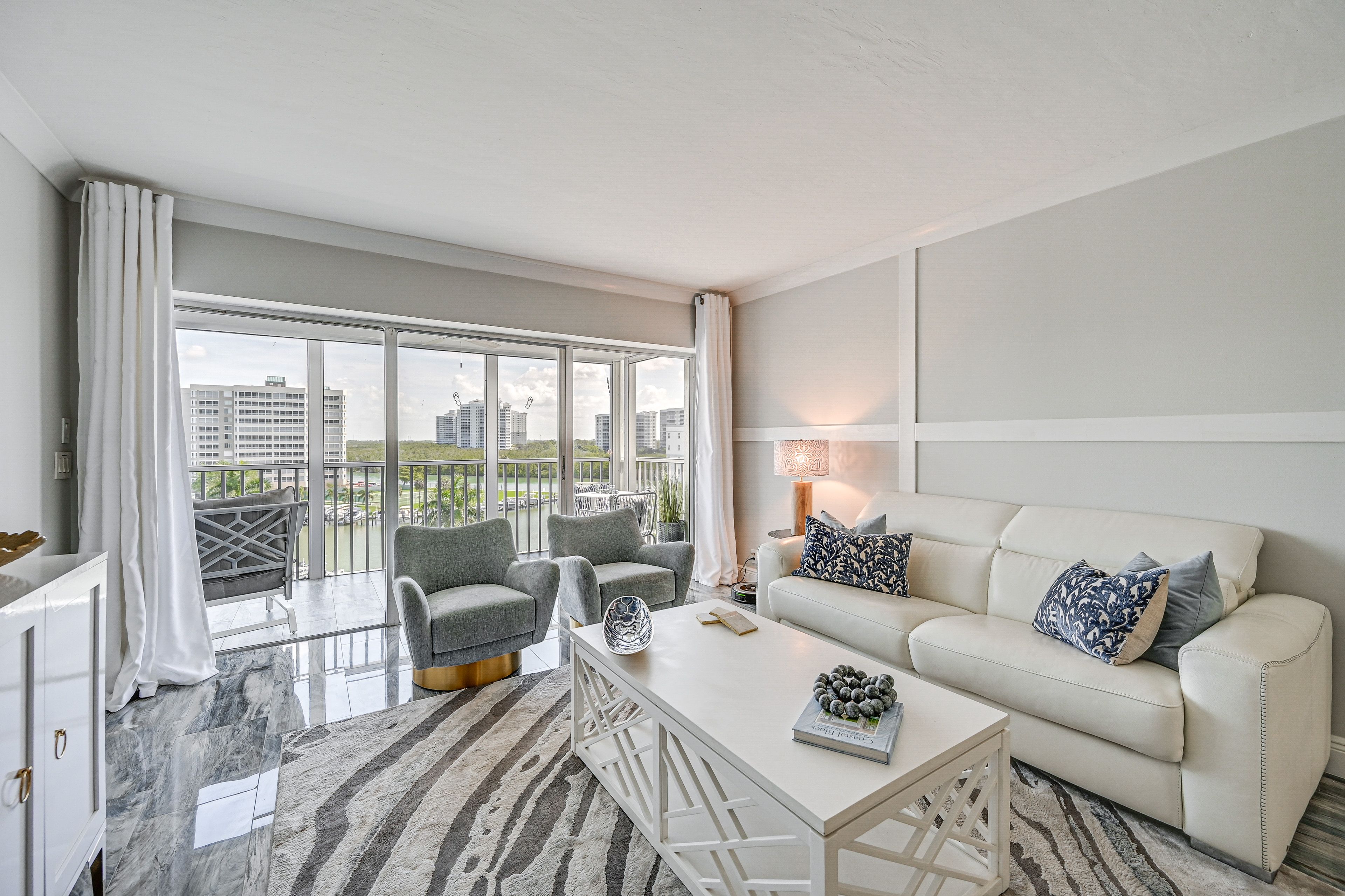 Naples Vacation Rental | 1BR | 1BA | 600 Sq Ft | Step-Free Access