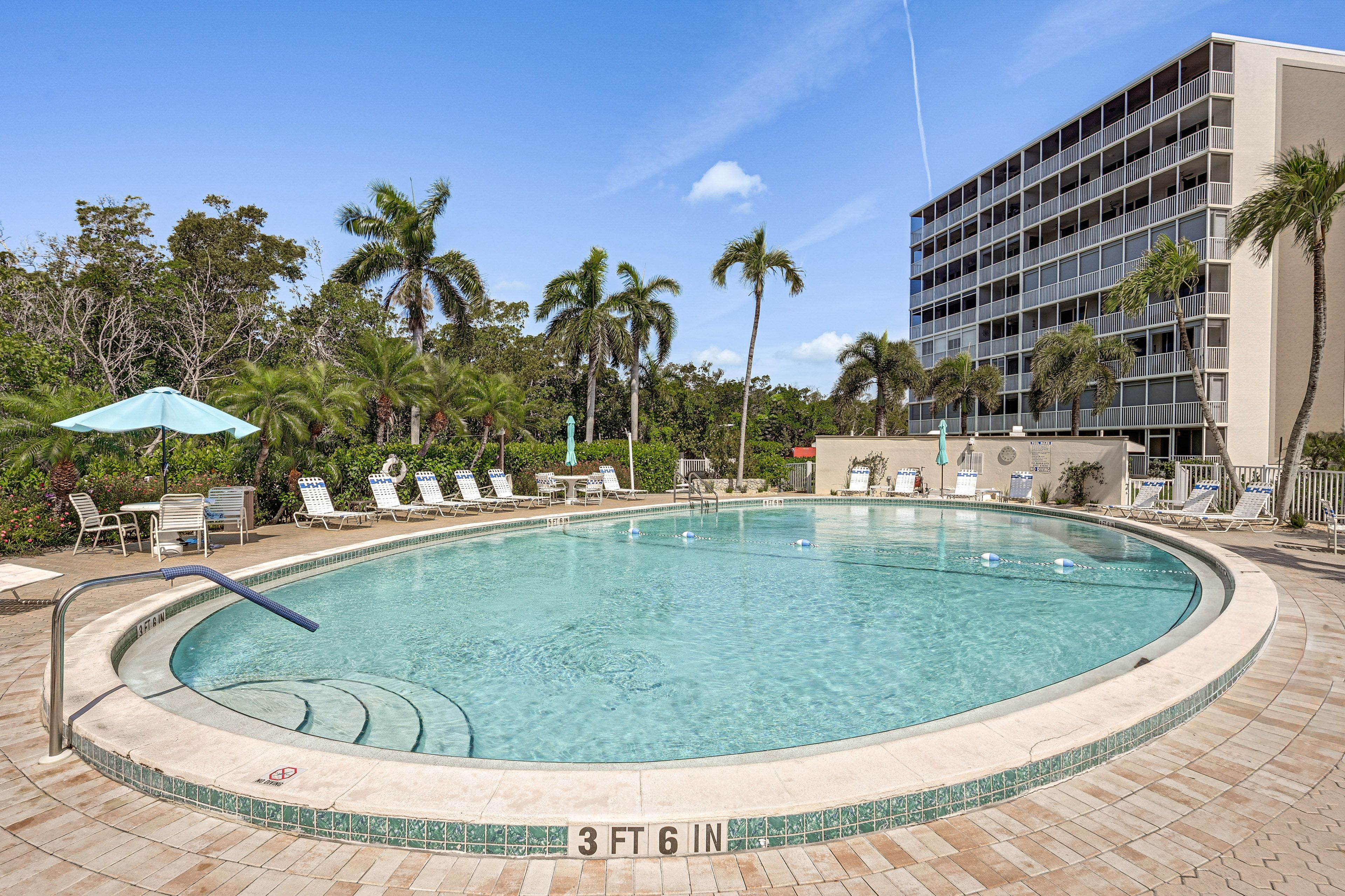 Vanderbilt Towers I | Community Amenities
