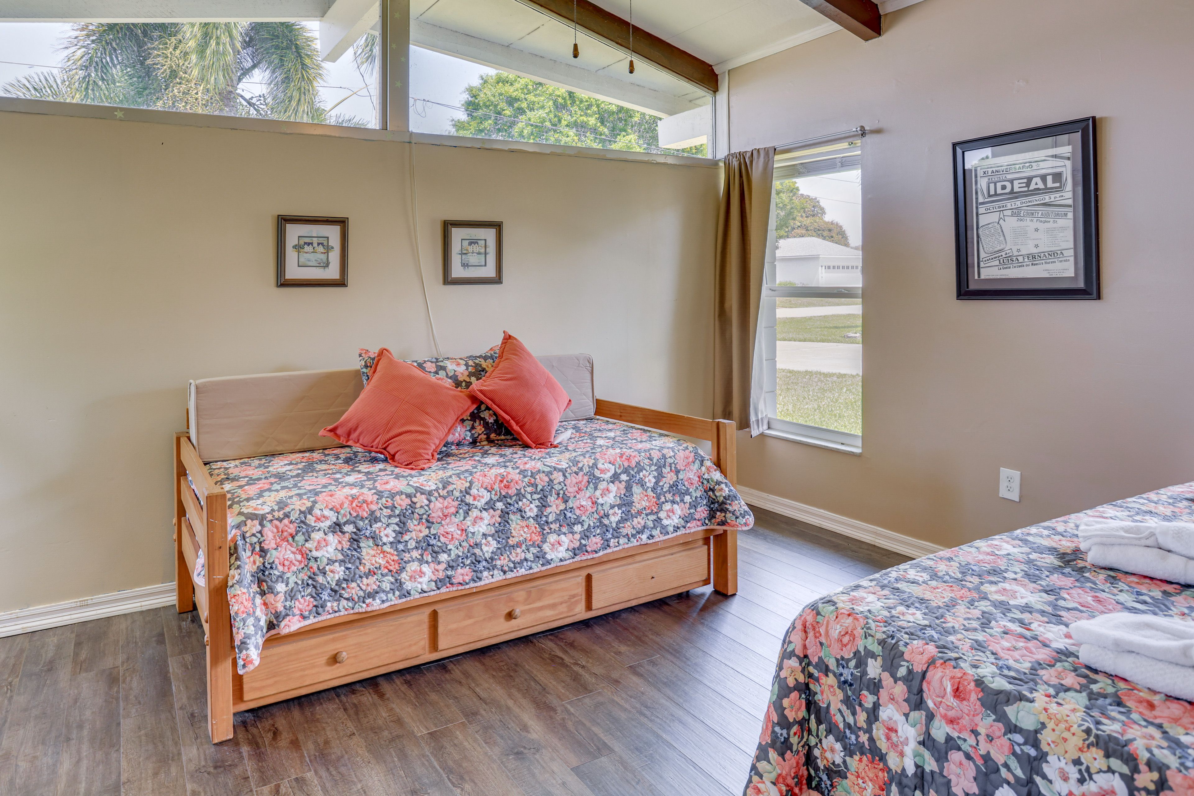 Bedroom 2 | Twin Bed