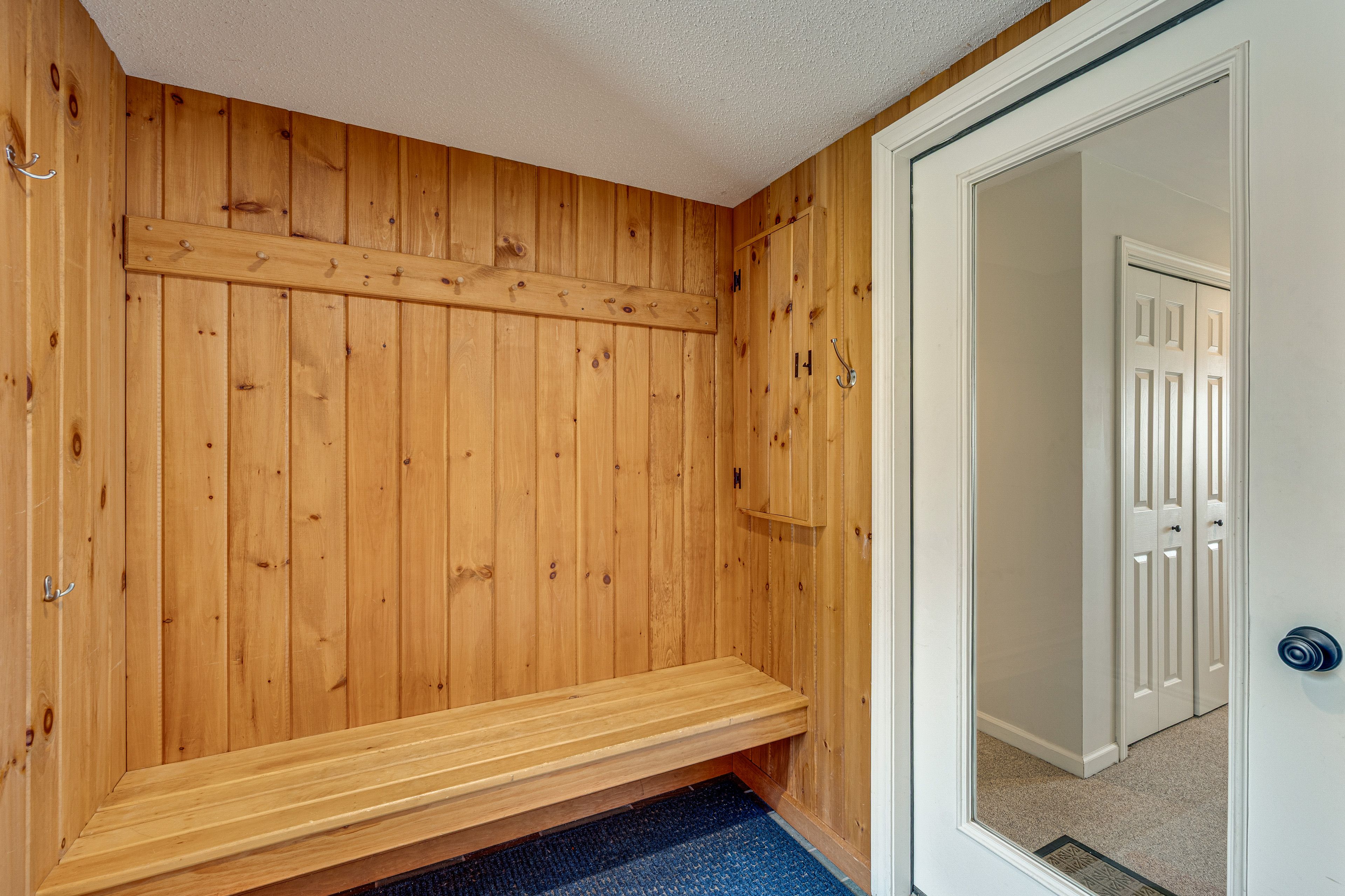 Mudroom | Main Level