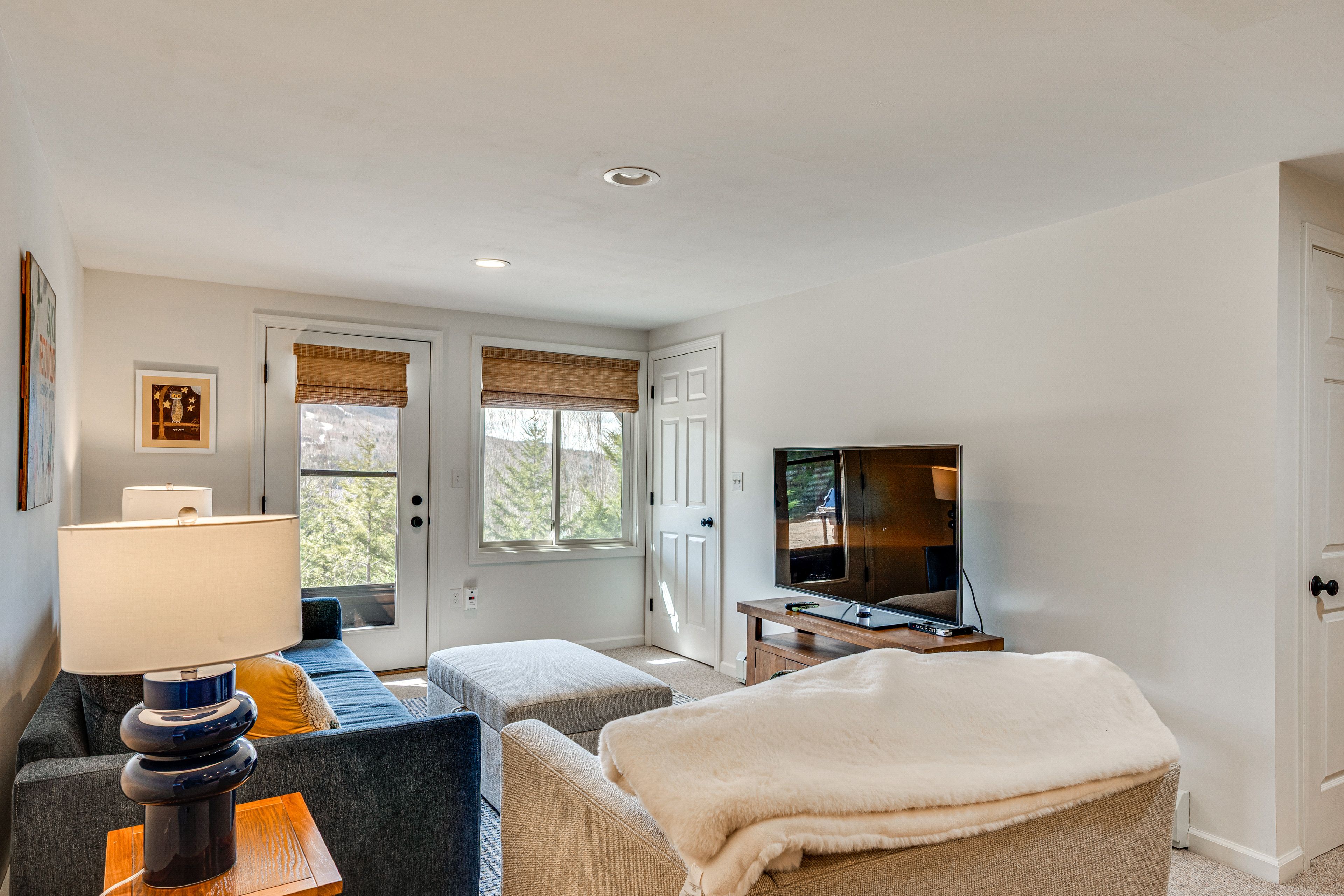Additional Living Area | Lower Level