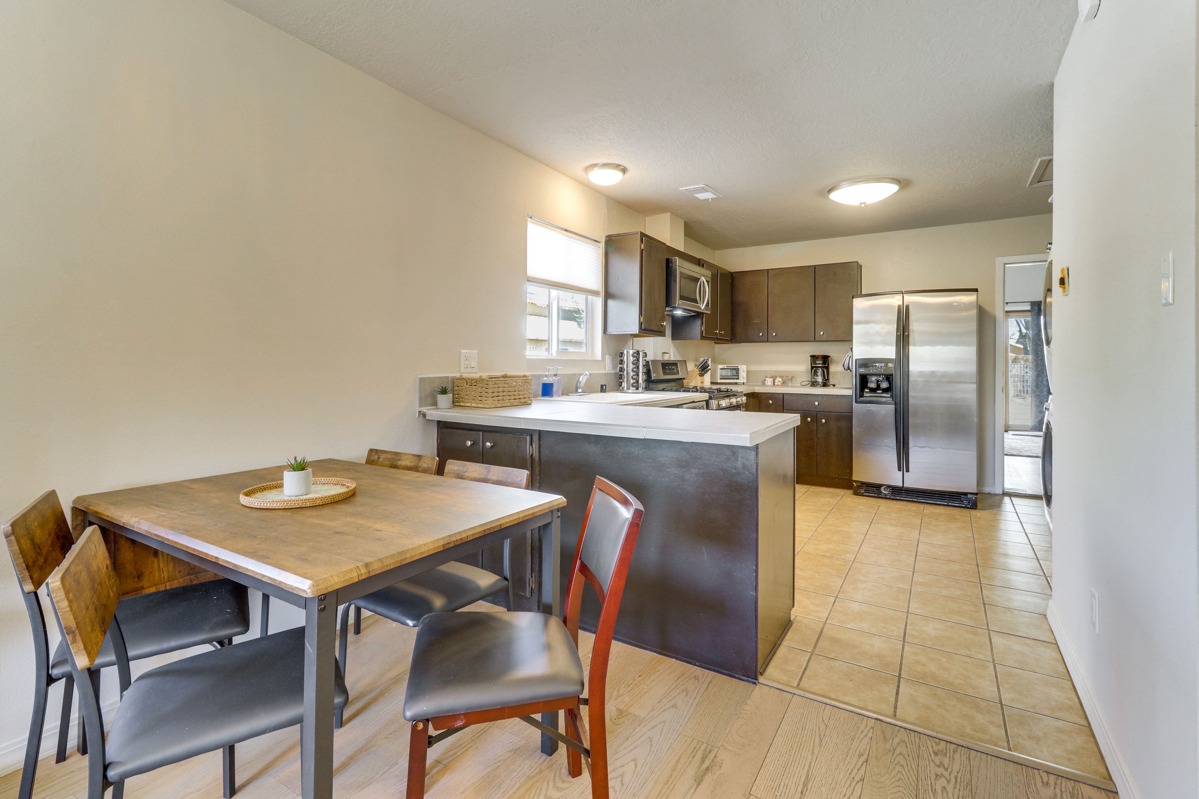 Dining Table | Kitchen