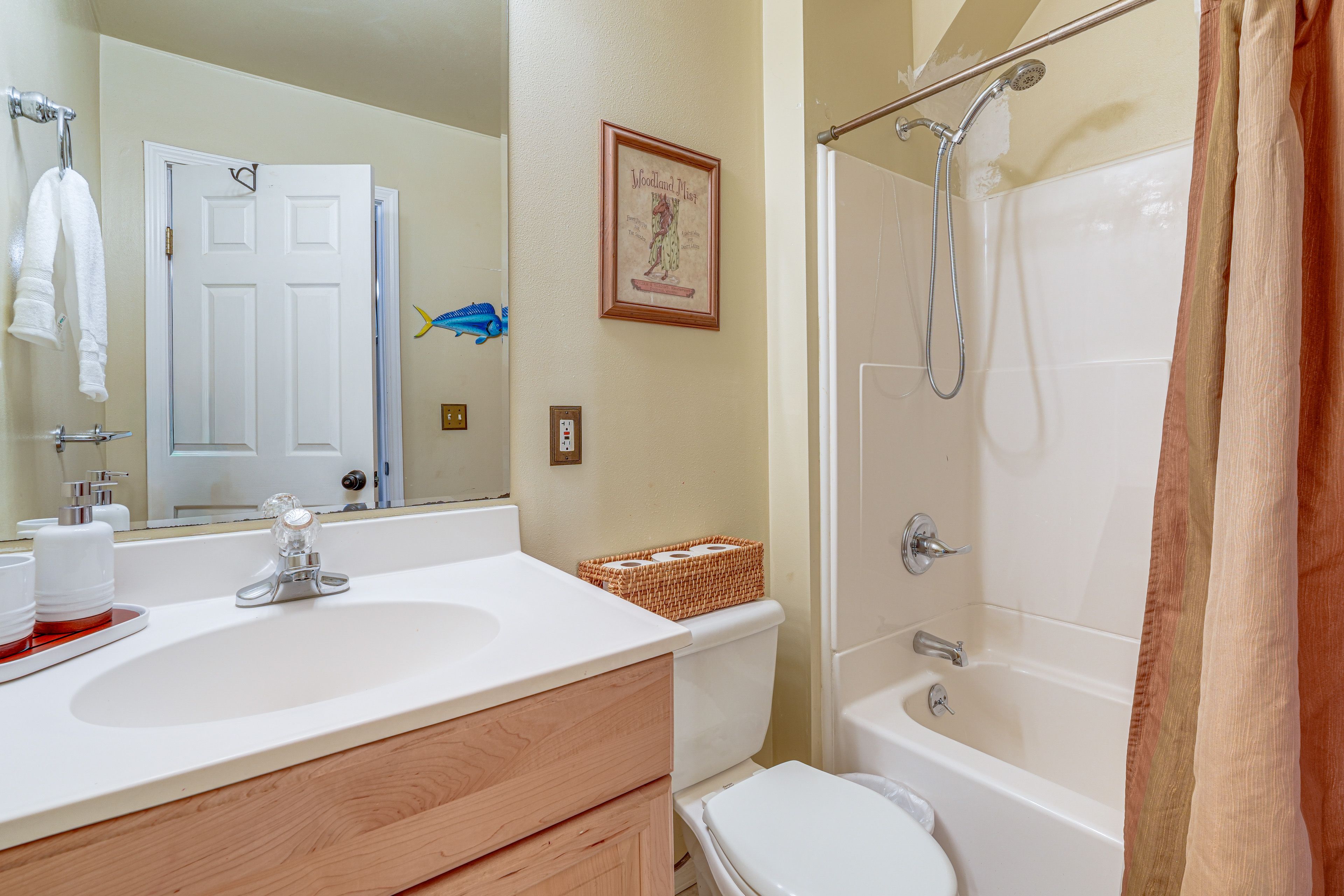 Full Bathroom | Lower Level