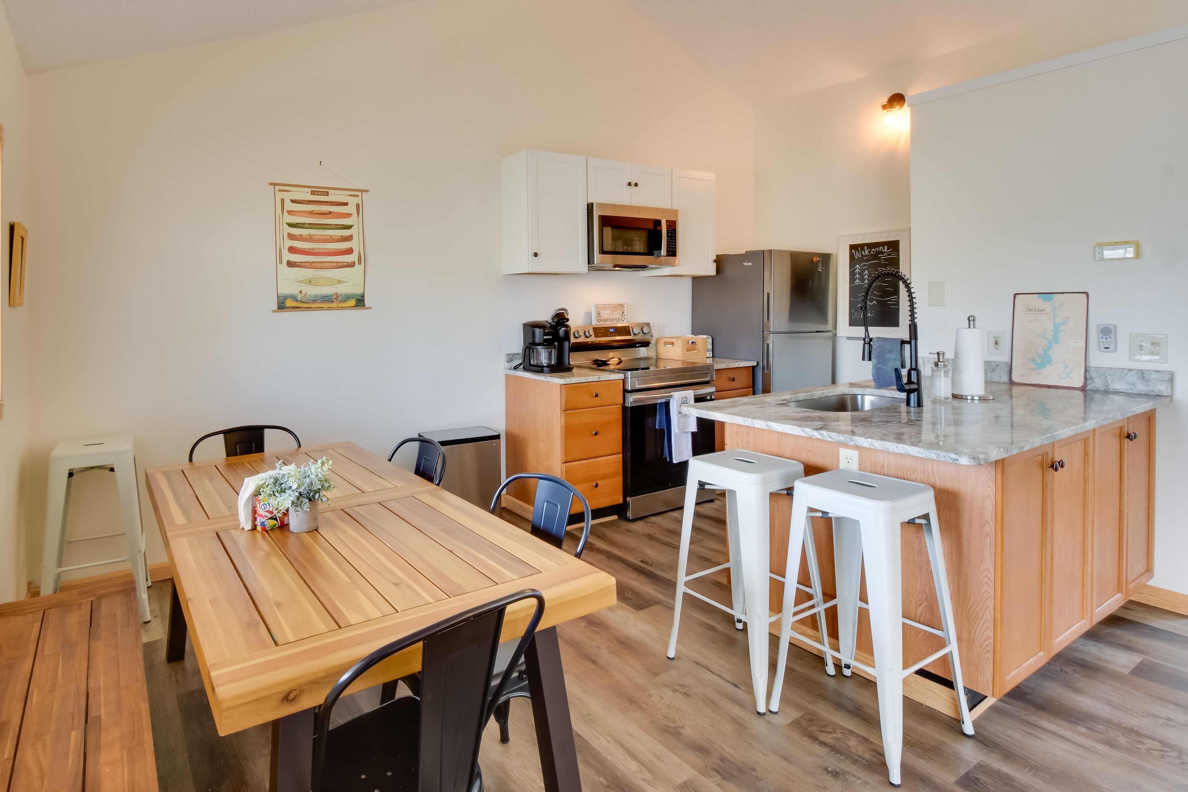 Kitchen | Dishwasher | Main Level