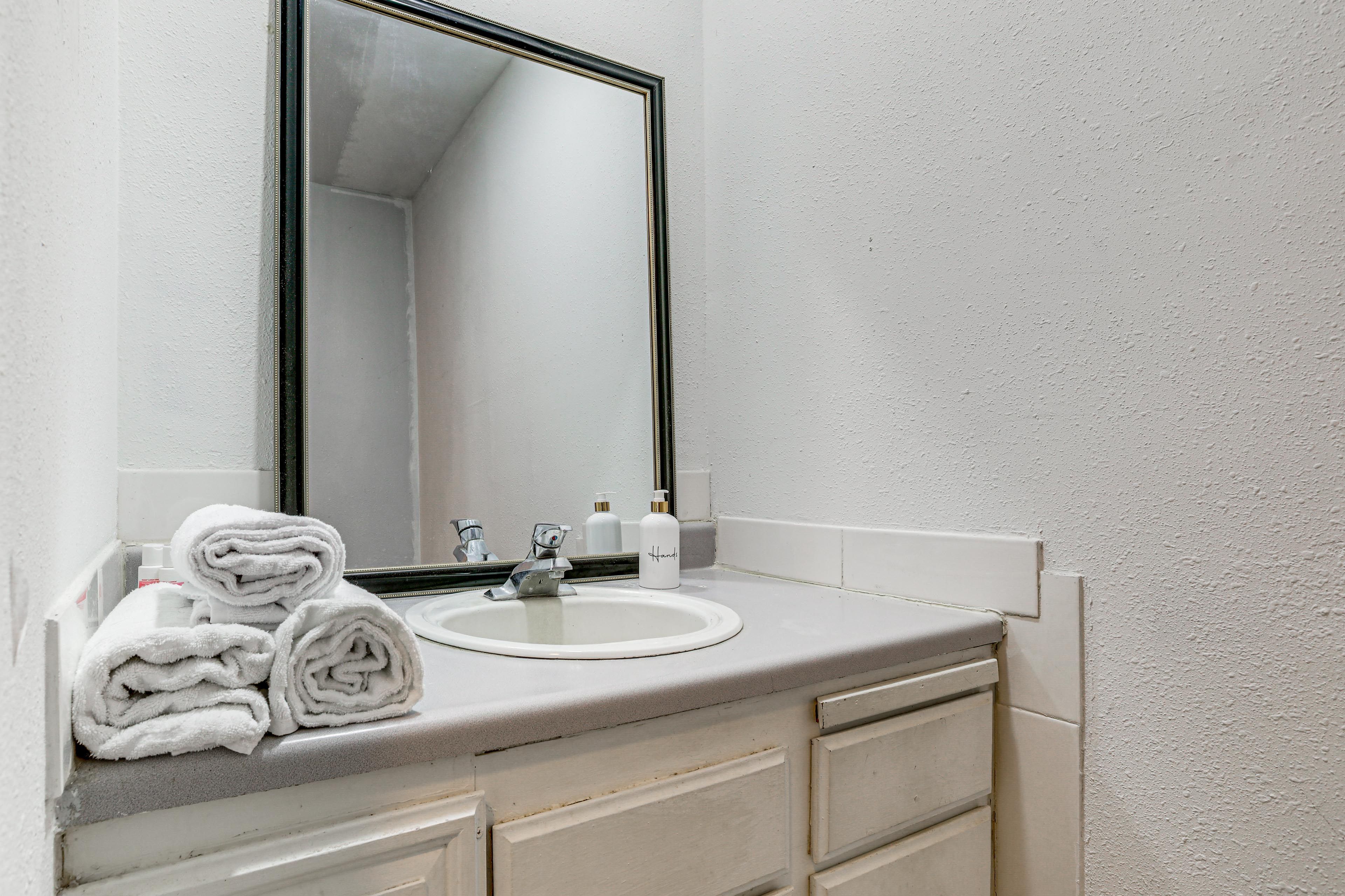 Bathroom | Shower/Bathtub