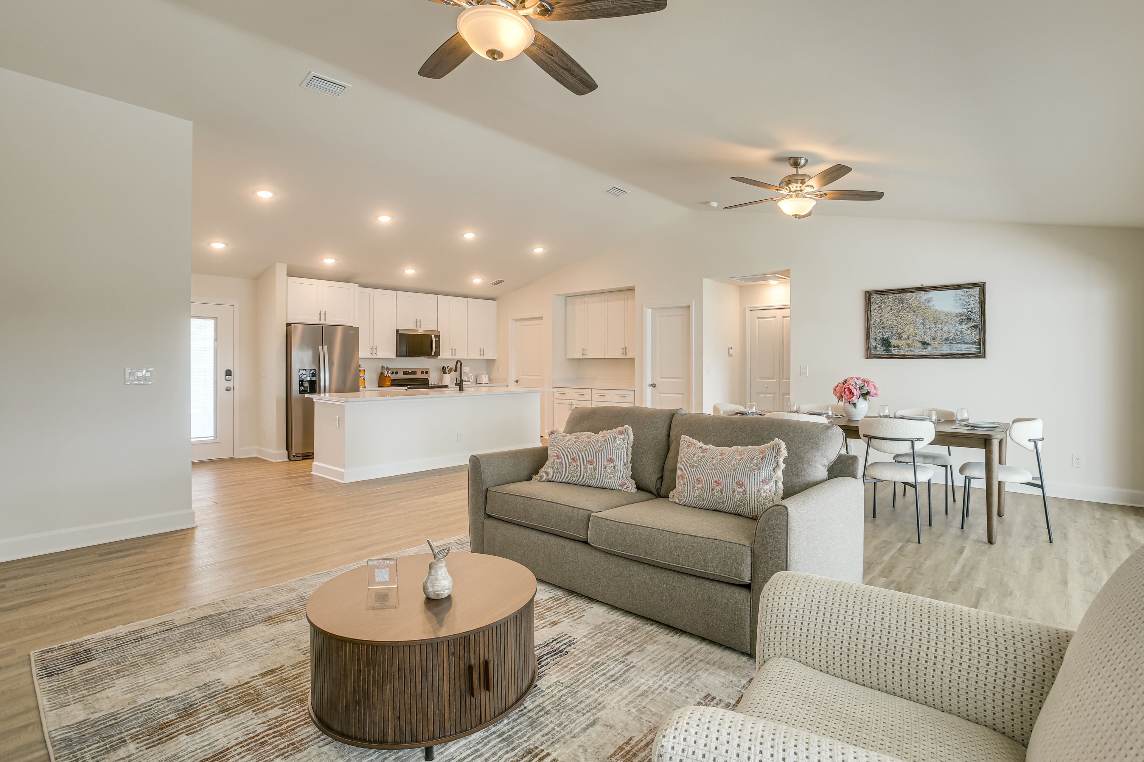 Interior | Open Floor Plan | Free WiFi