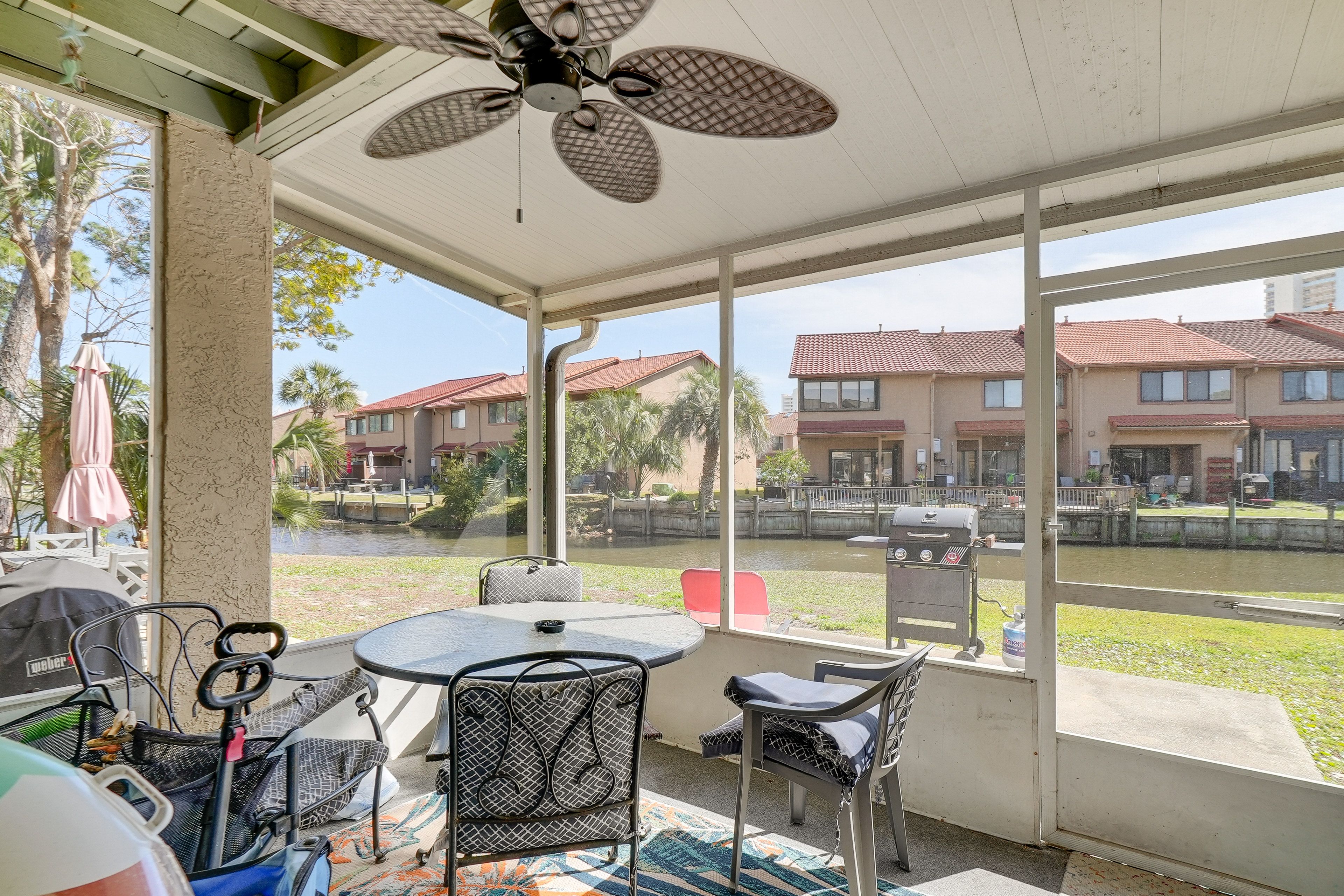 Screened Porch | Pond View | 2-Story Townhome