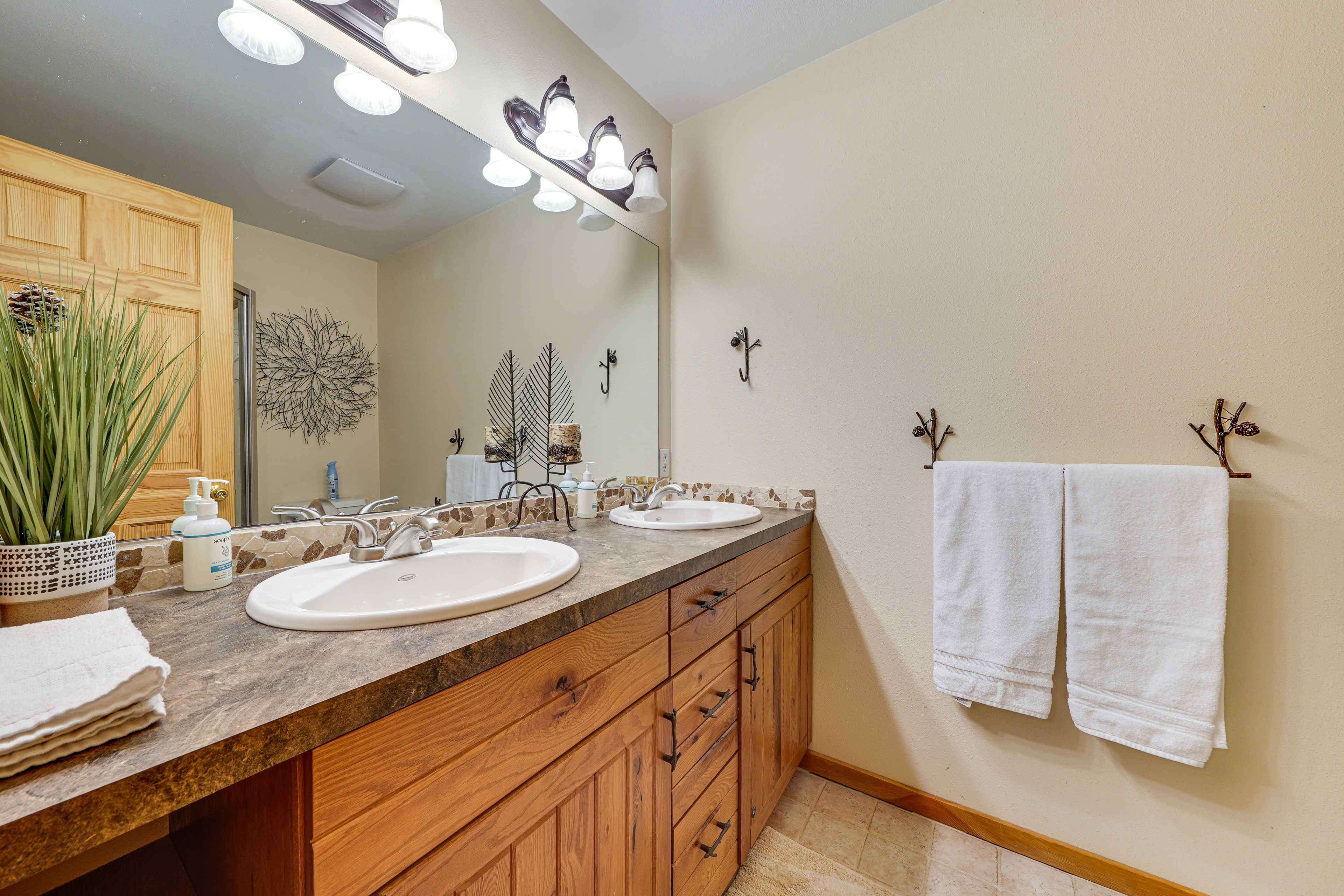 Bathroom | Shower | Main Level