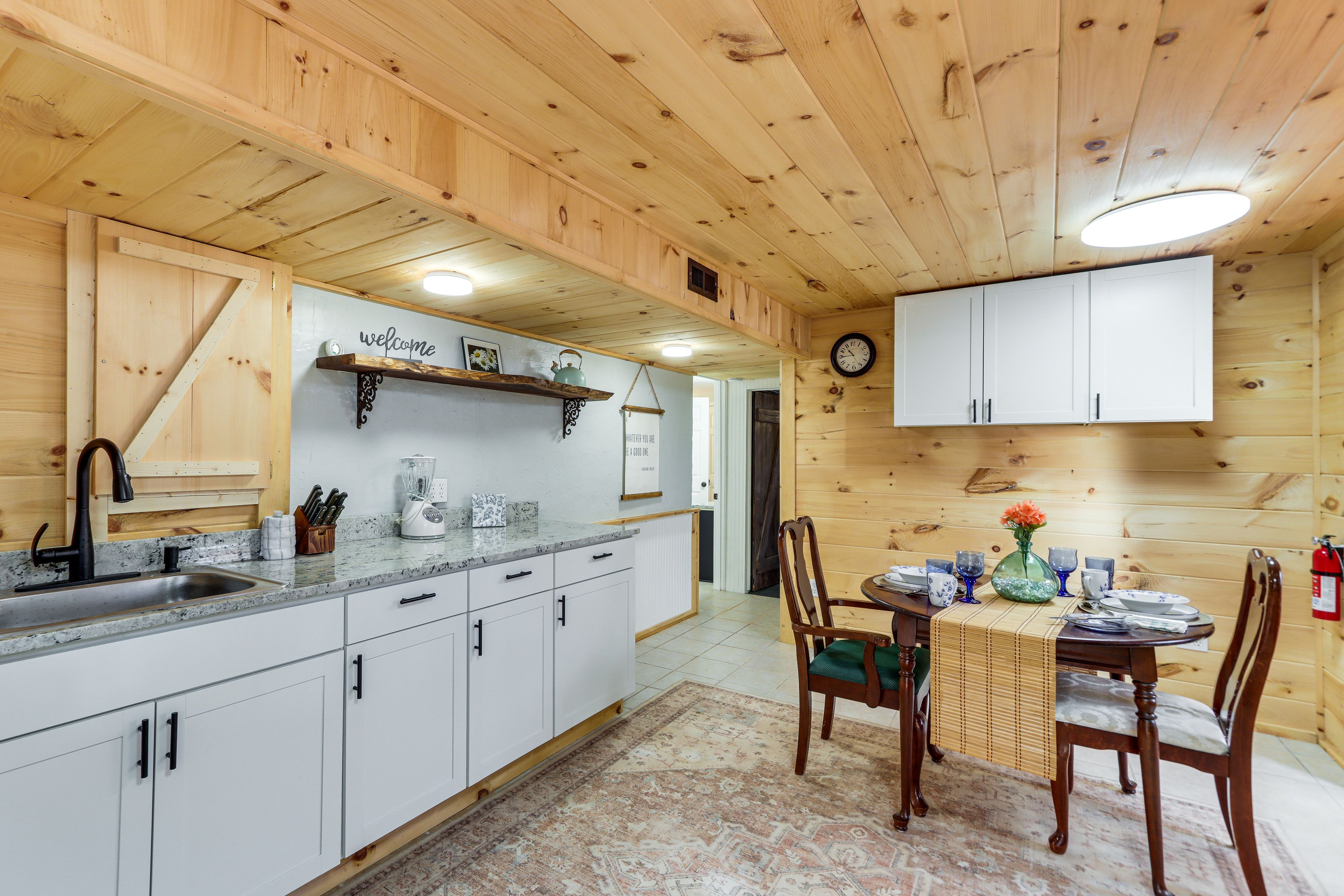 Kitchen | Dining Area | Coffee Maker | Cooking Basics