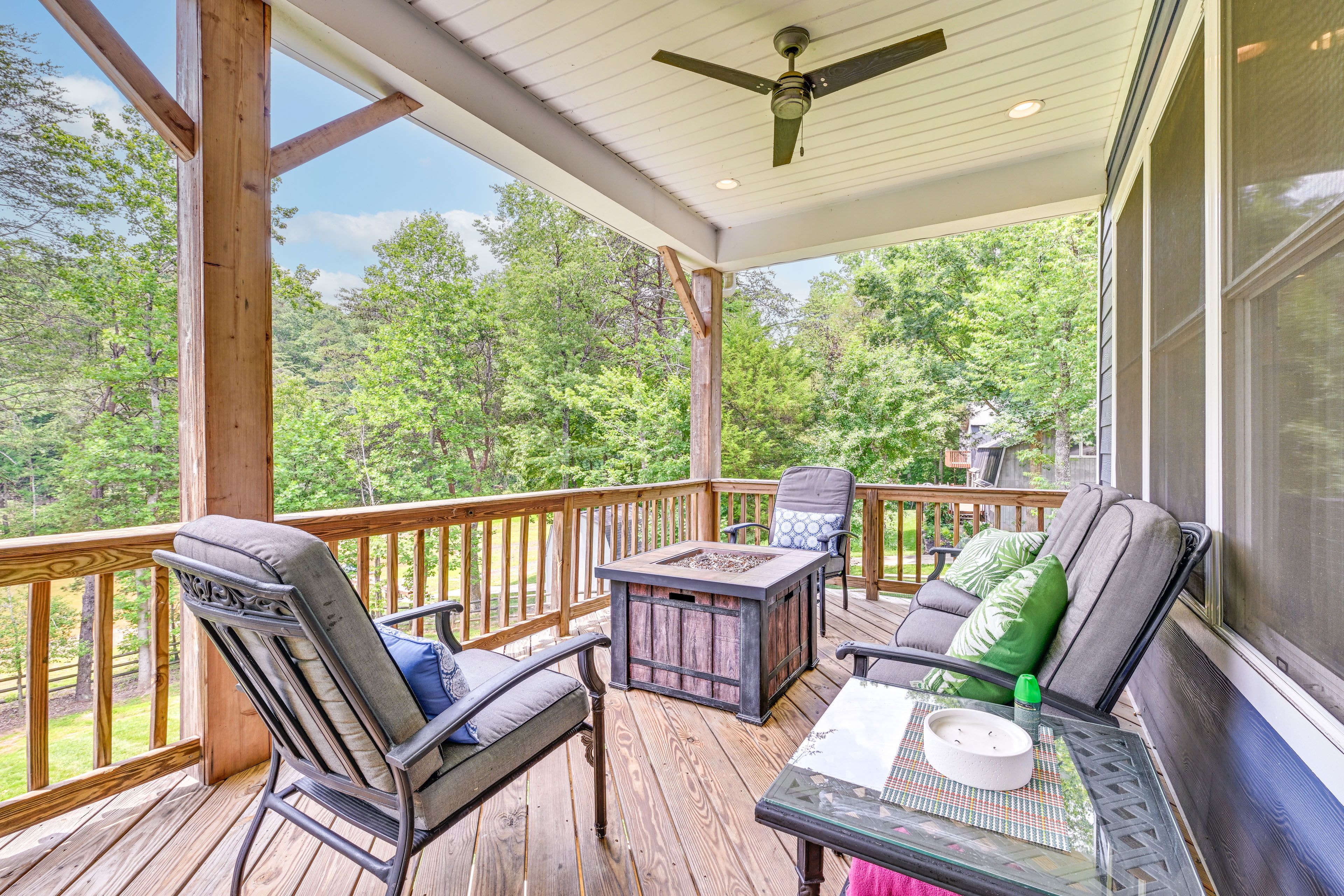 Lake Norman Vacation Rental | 4BR | 3BA | 2,225 Sq Ft