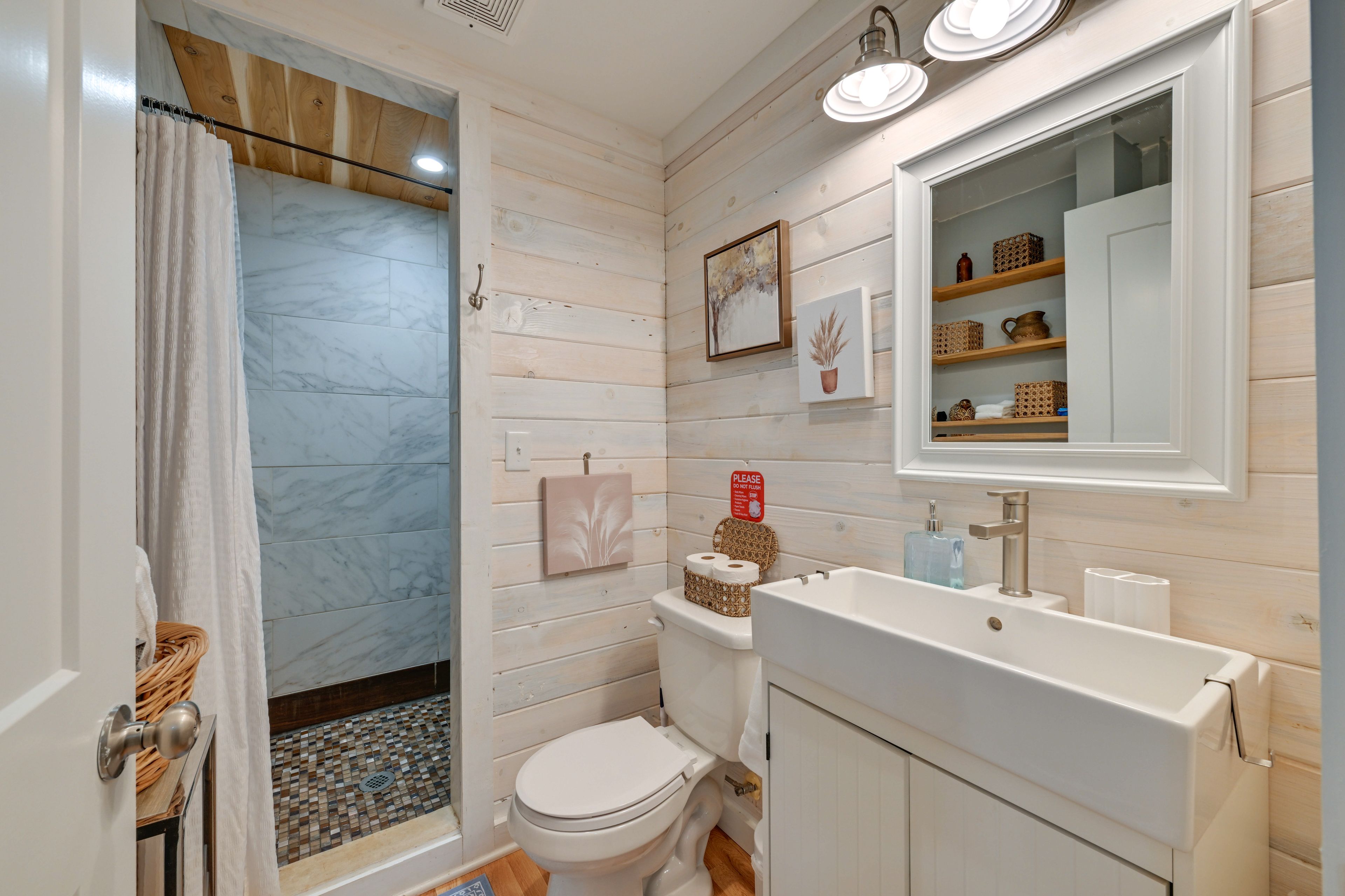 Full Bathroom | Lower Level