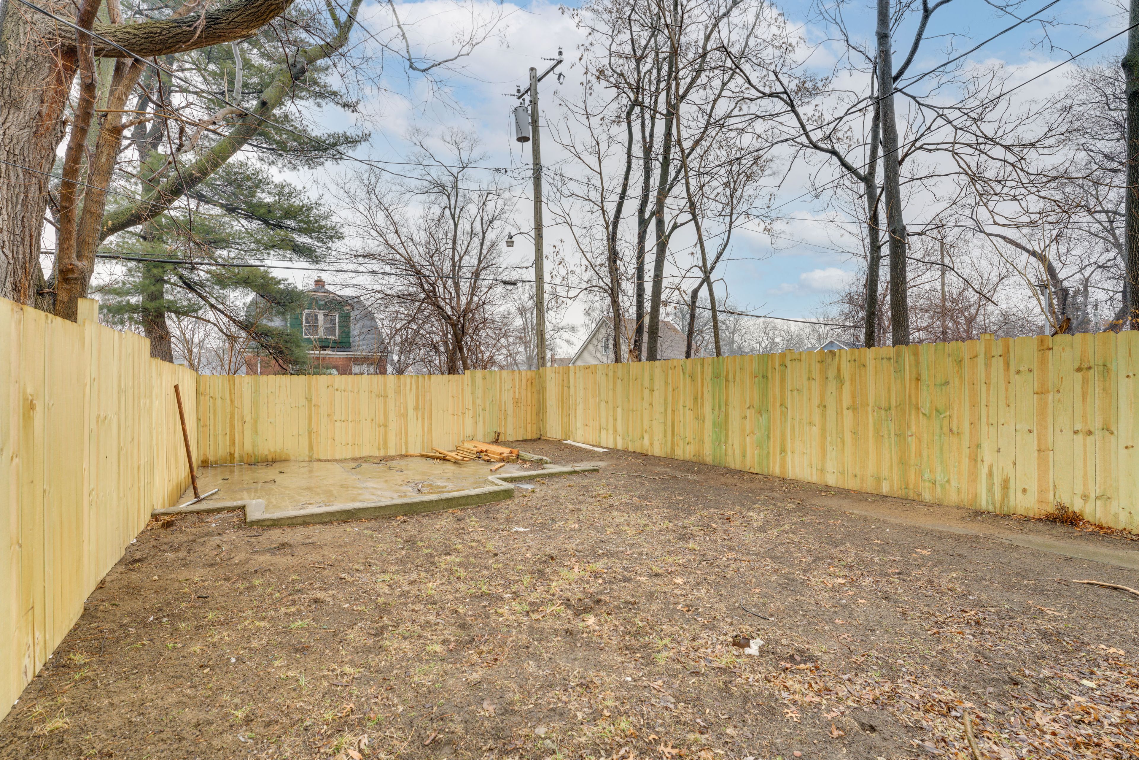 Parking | Driveway (2 Vehicles) | Free Street Parking