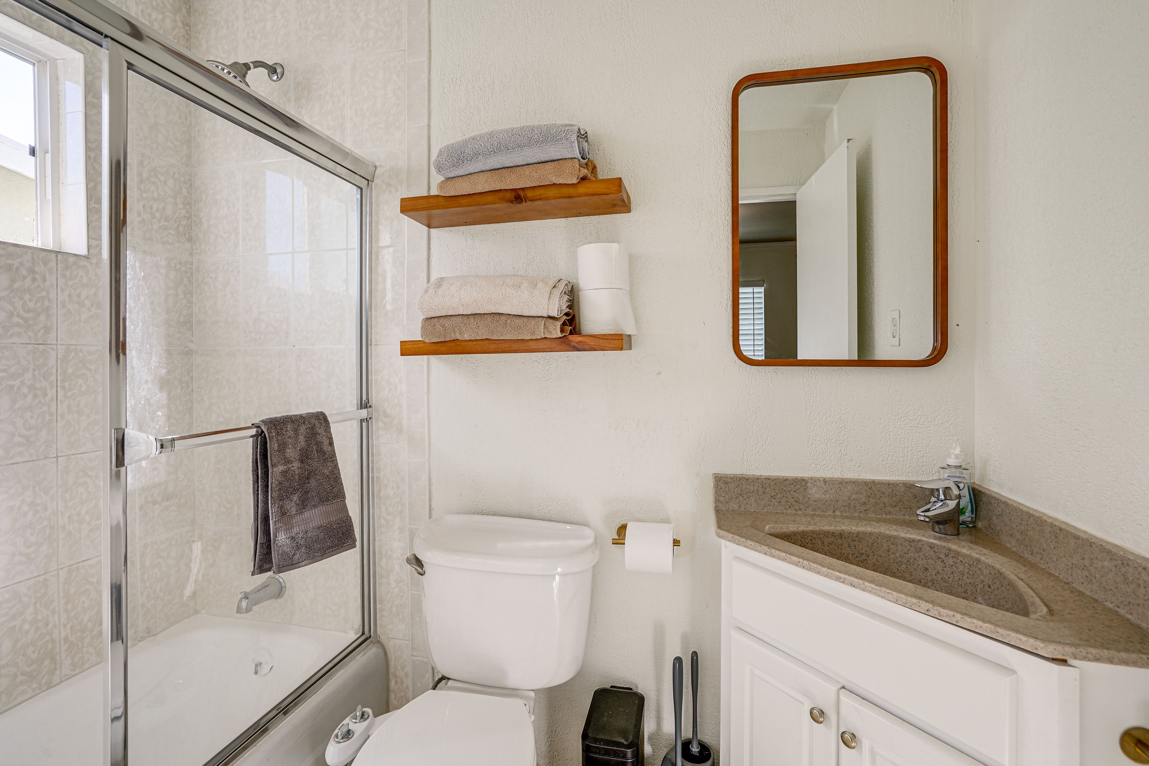 En-Suite Bathroom | Main Floor
