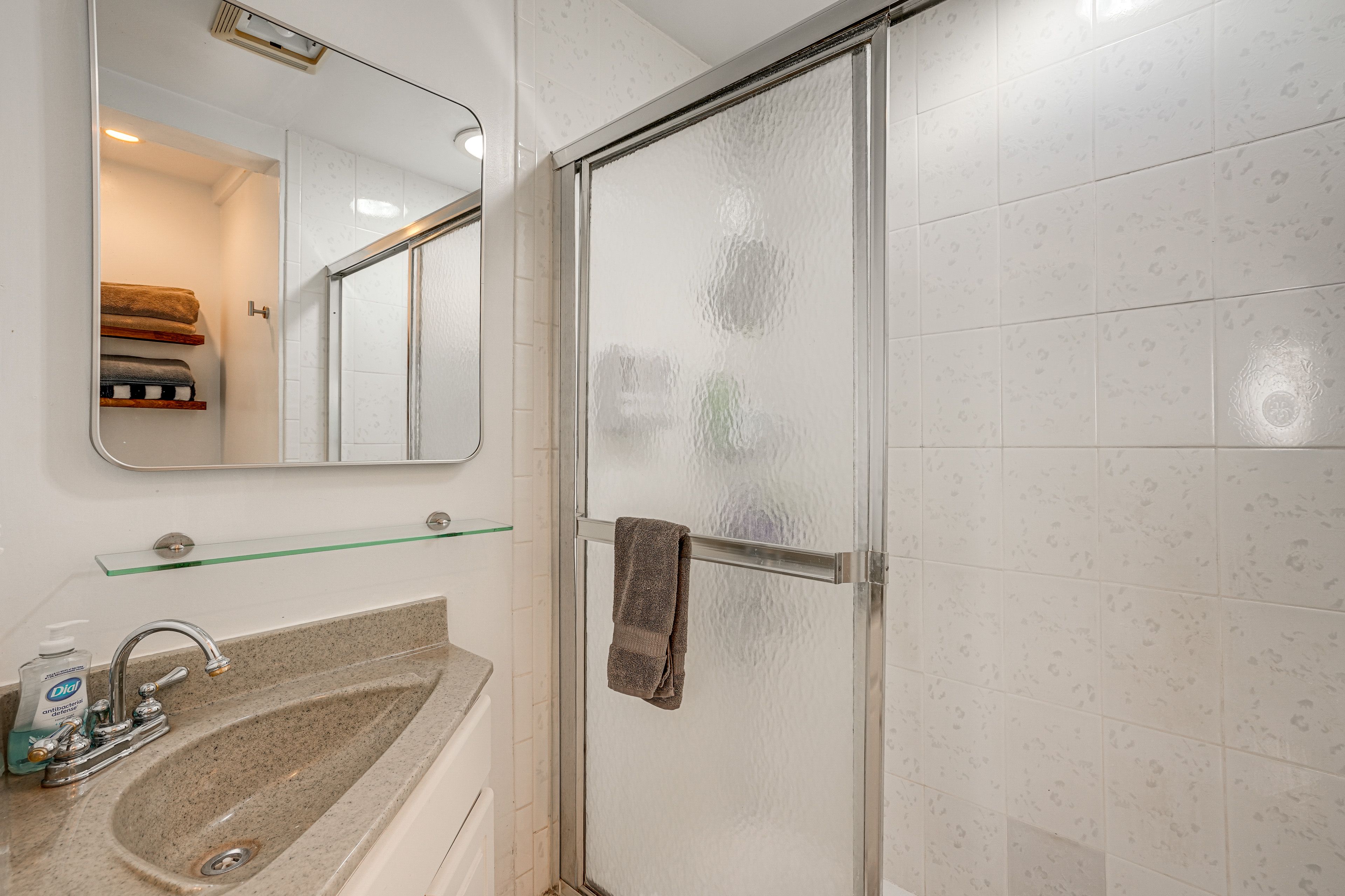 En-Suite Bathroom | Main Floor